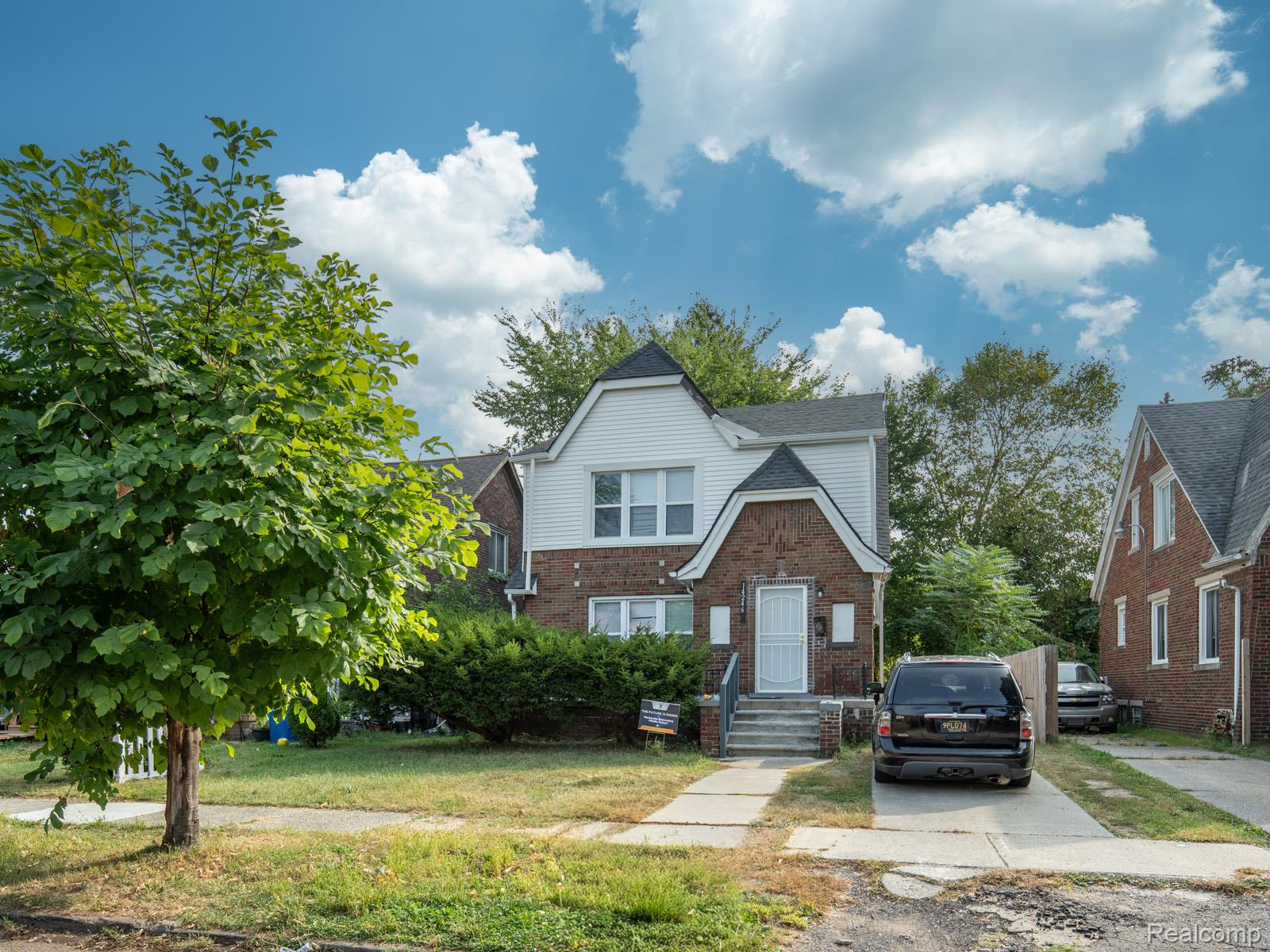 326 Eastlawn Street