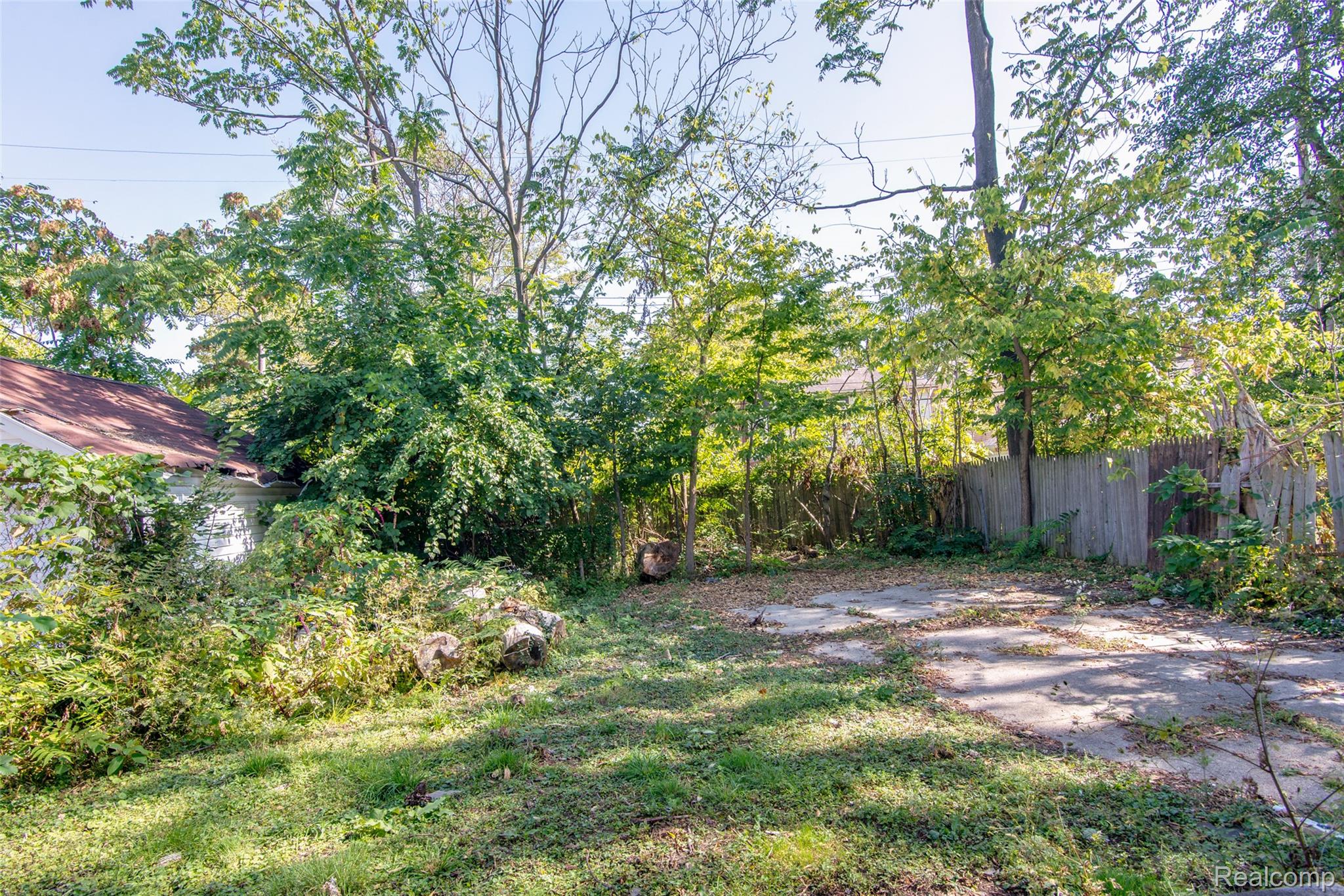 326 Eastlawn Street