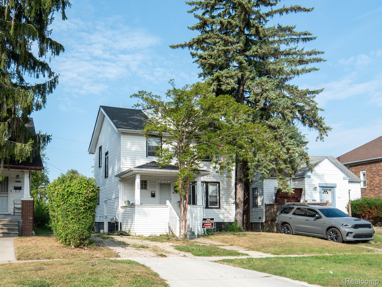 326 Eastlawn Street