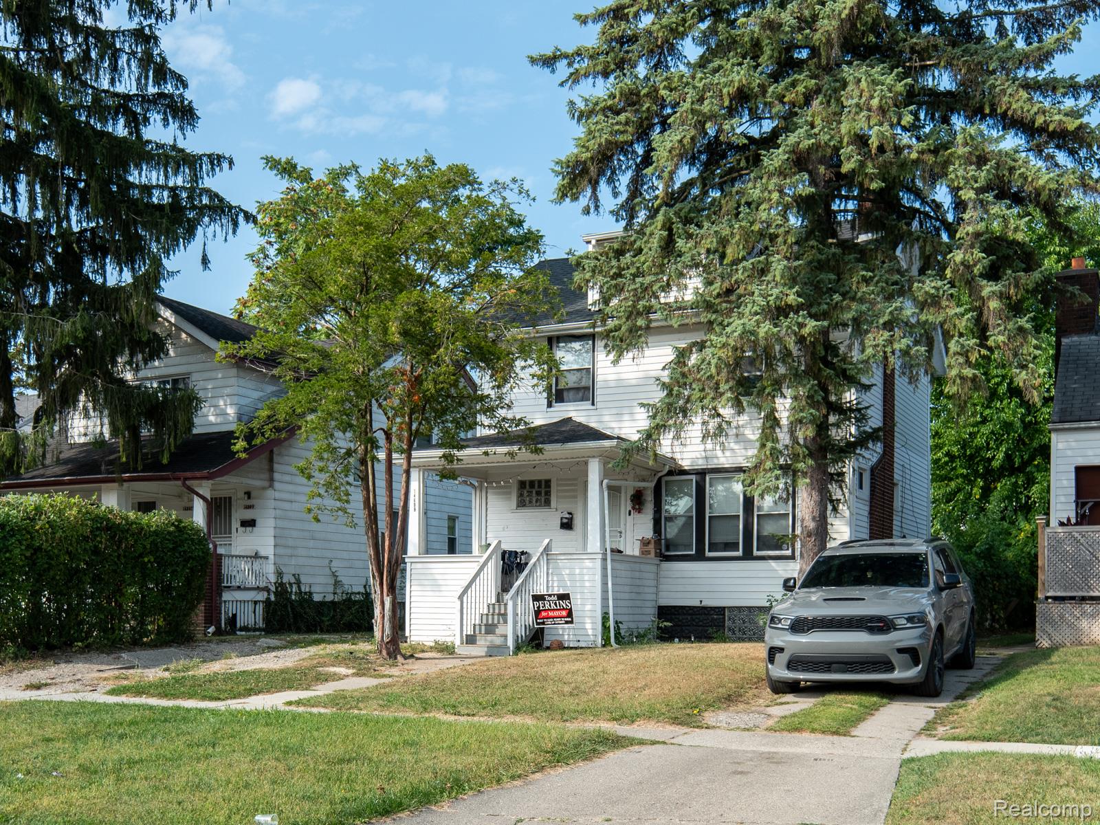 326 Eastlawn Street