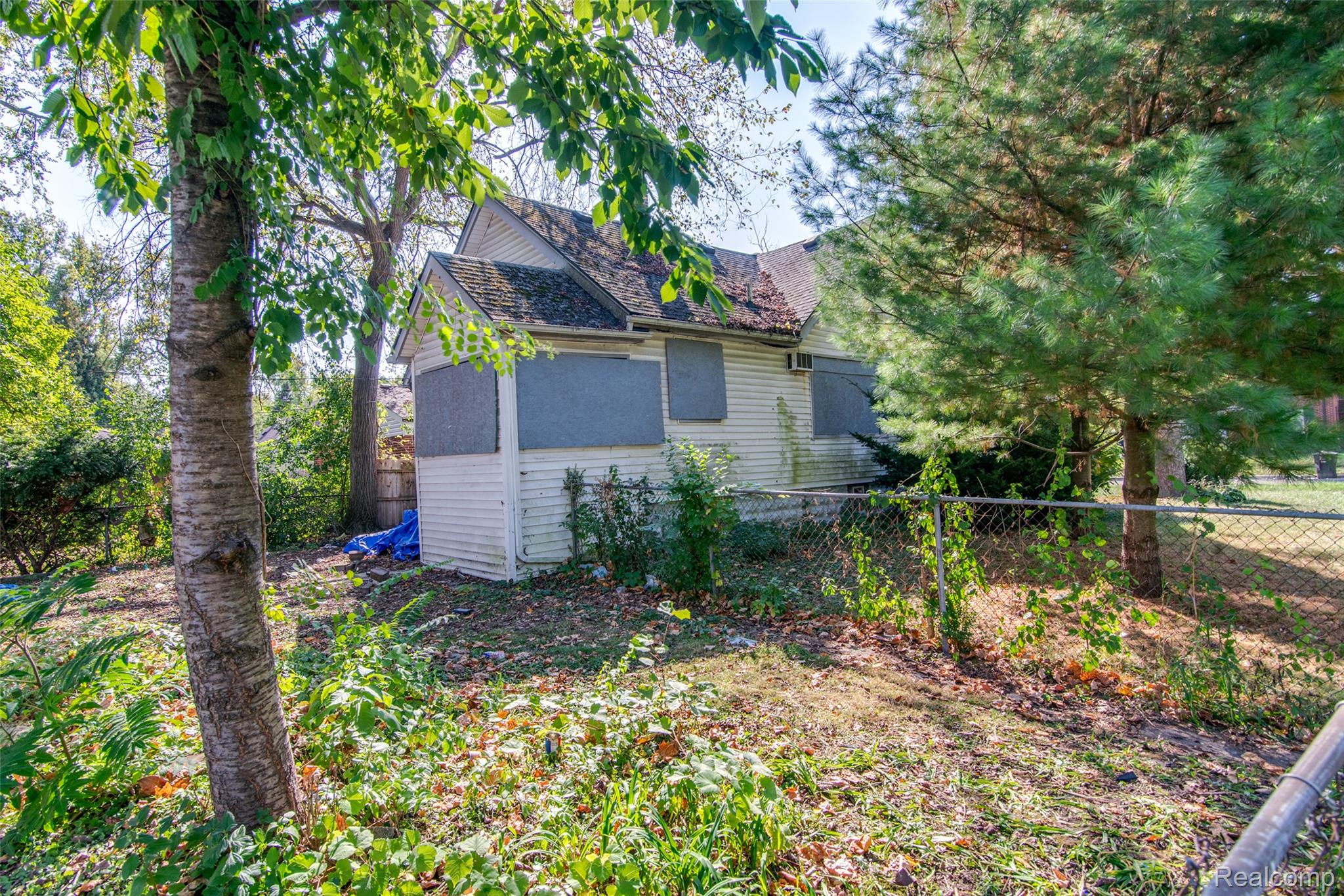 326 Eastlawn Street