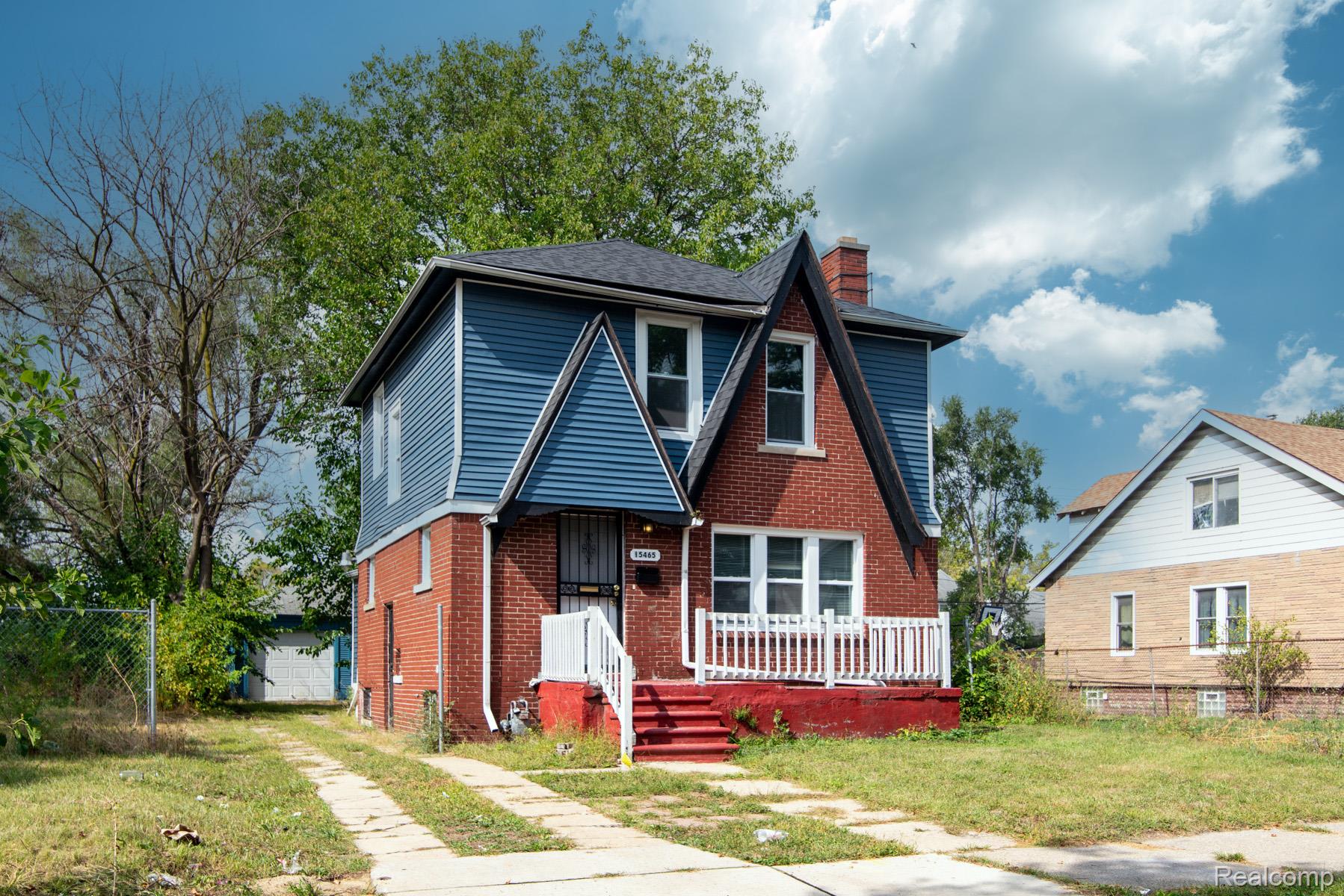 326 Eastlawn Street