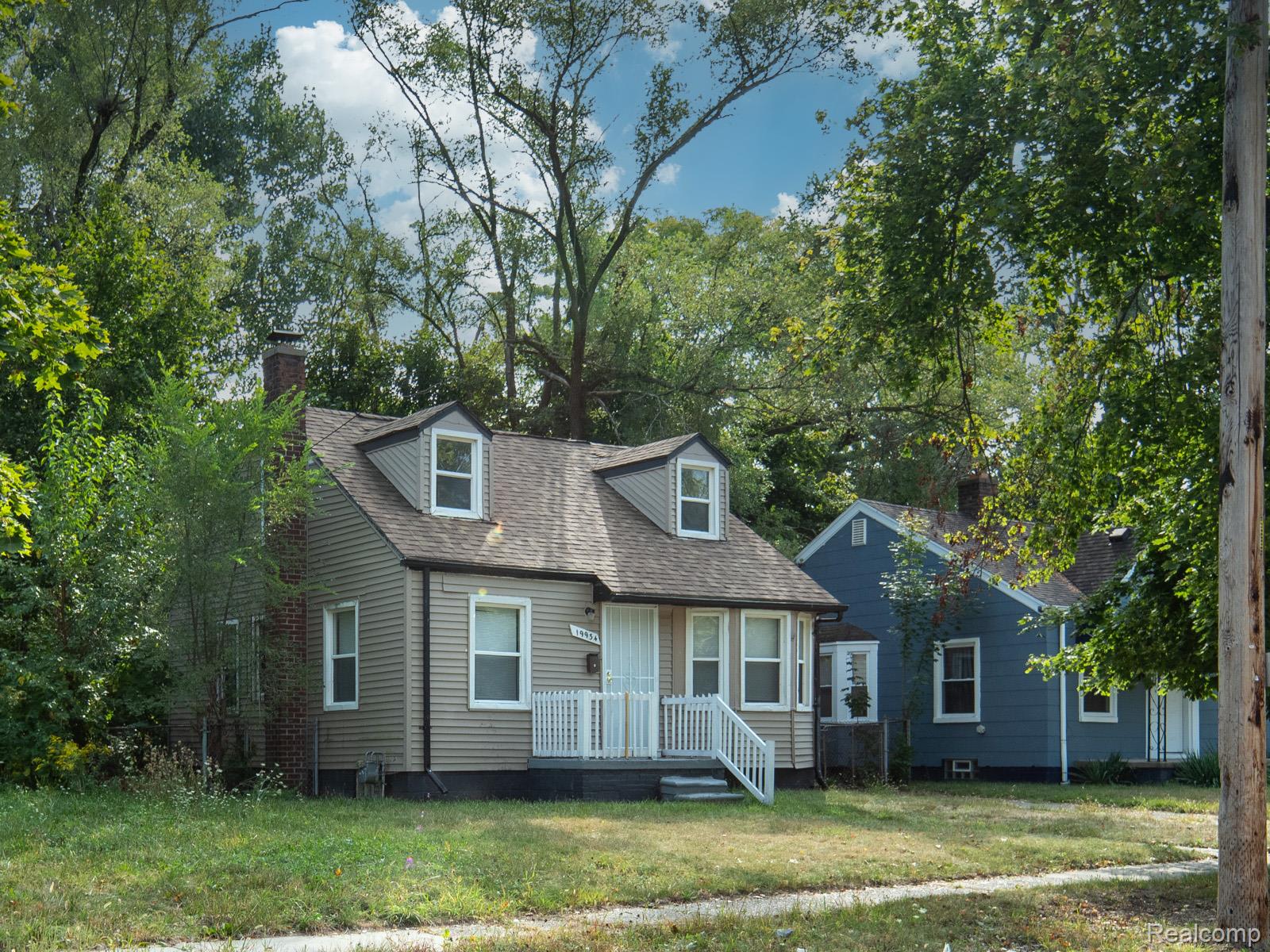 326 Eastlawn Street