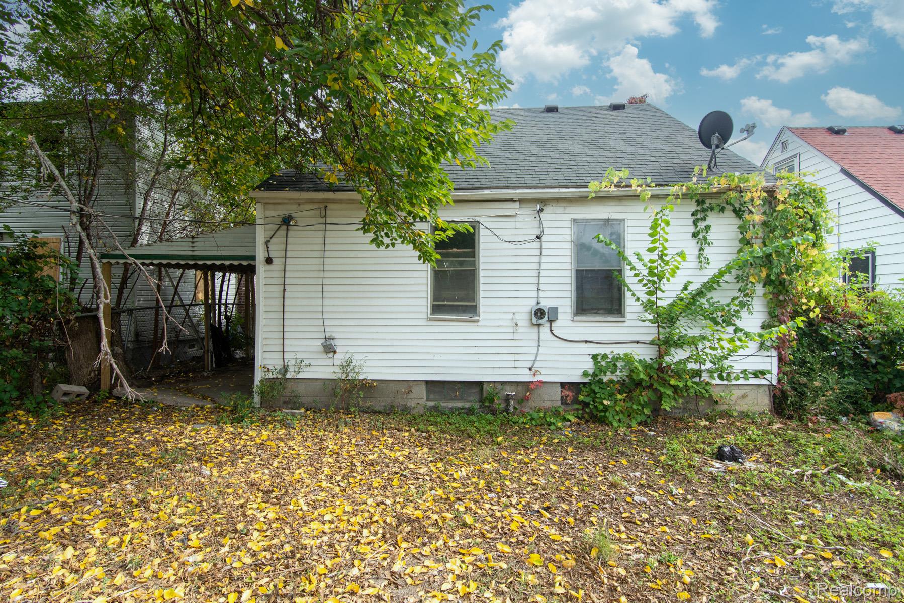 326 Eastlawn Street