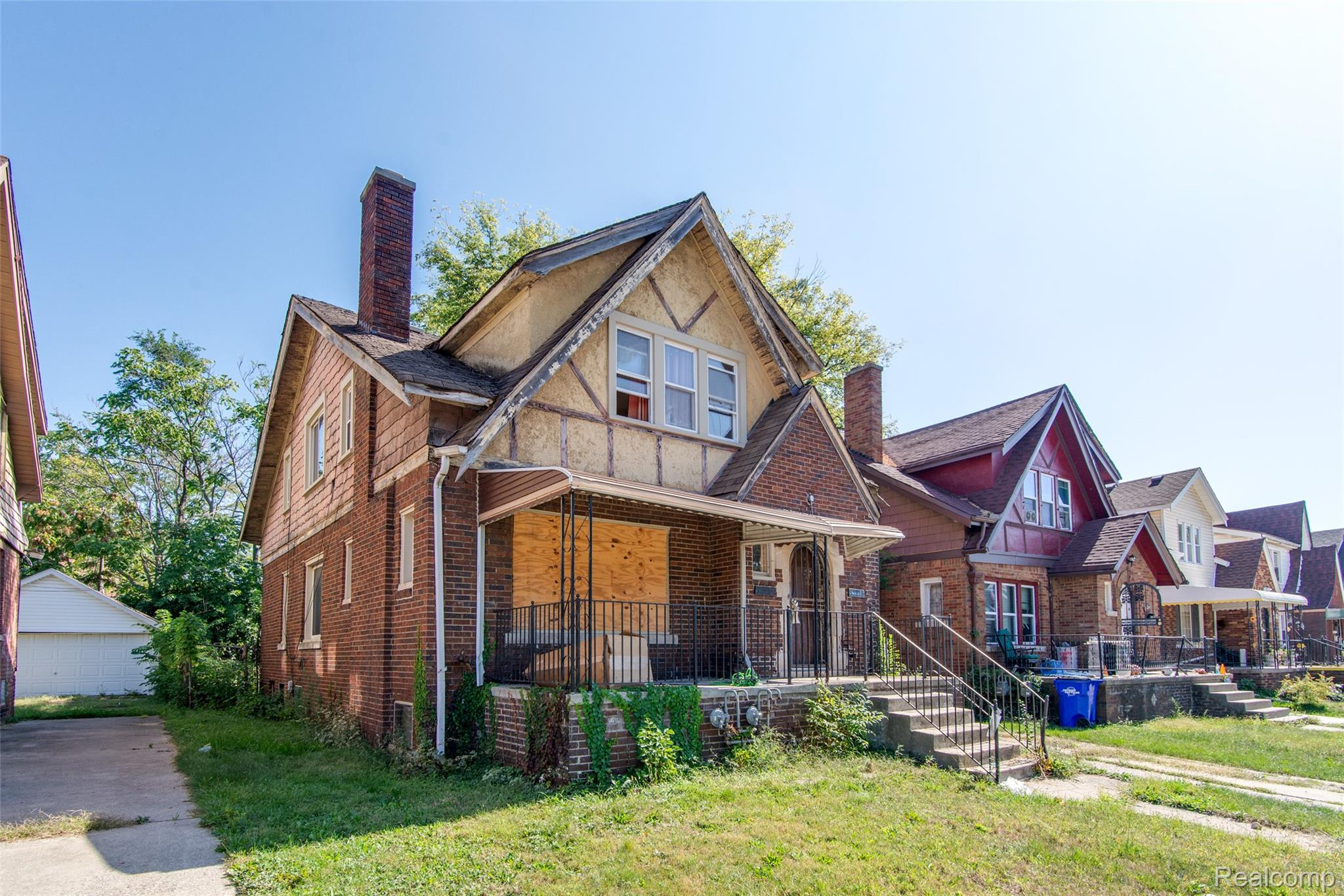 326 Eastlawn Street