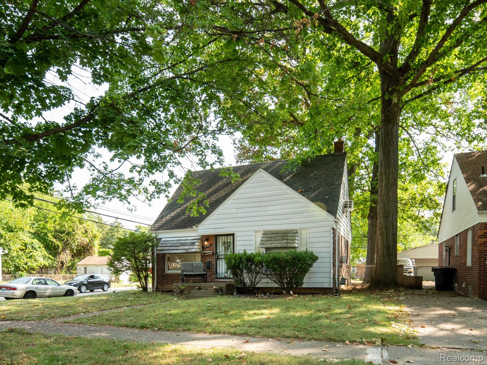326 Eastlawn Street