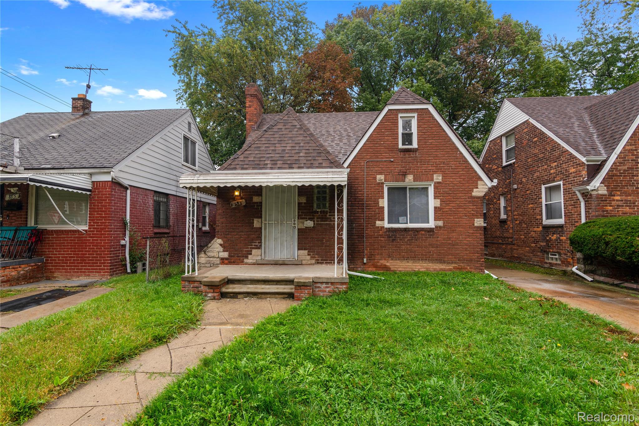 8348 Terry Street