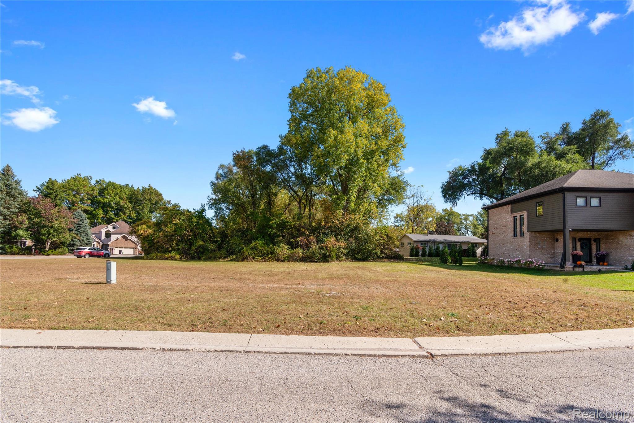 256 Madeleine Lane