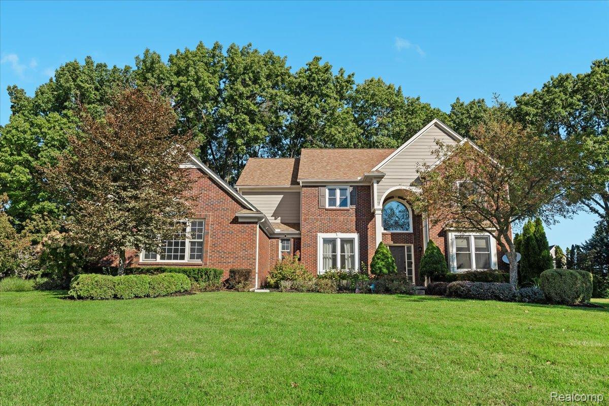 13802 Forest Ridge Circle