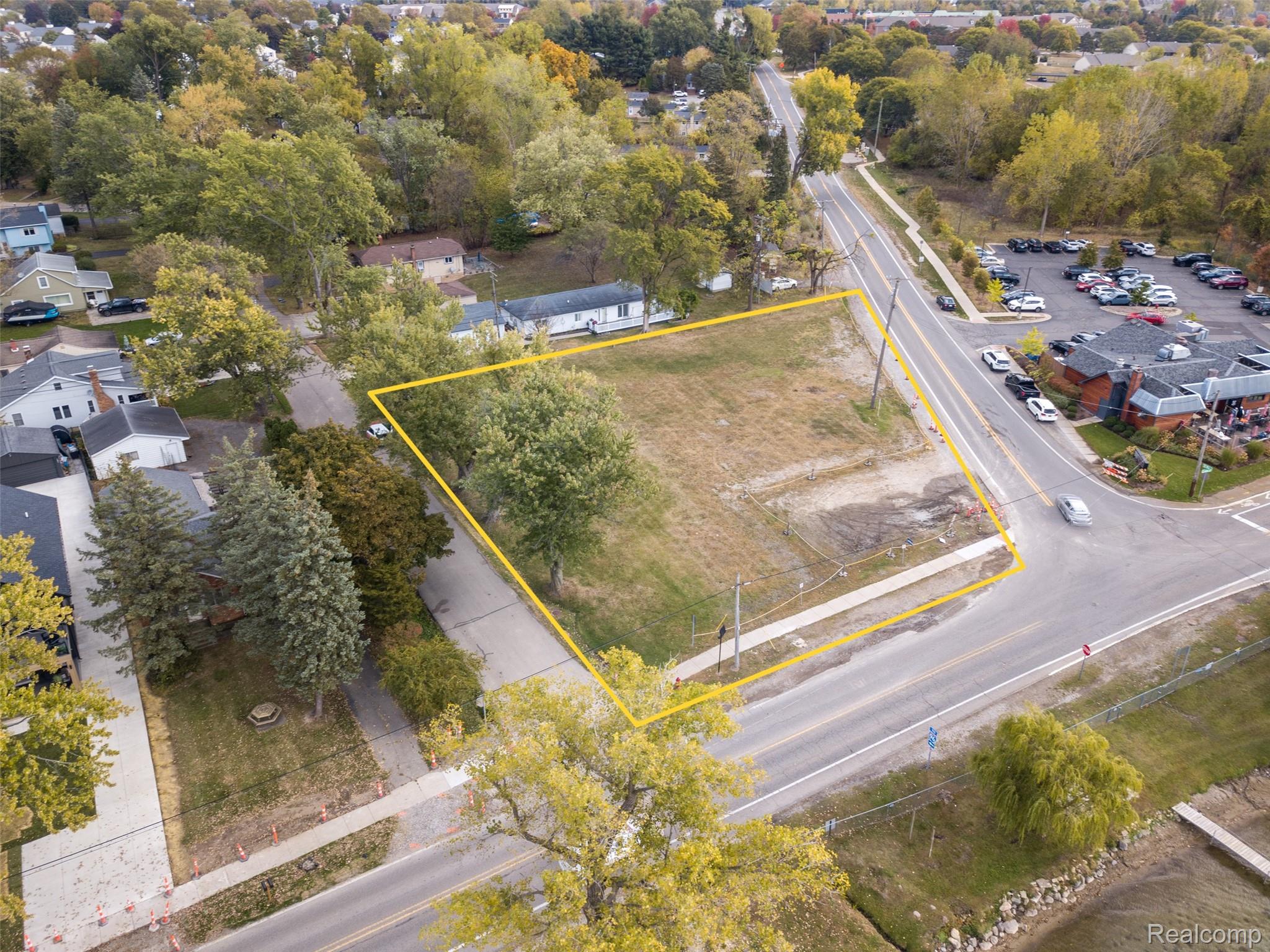 1035 E Walled Lake Drive