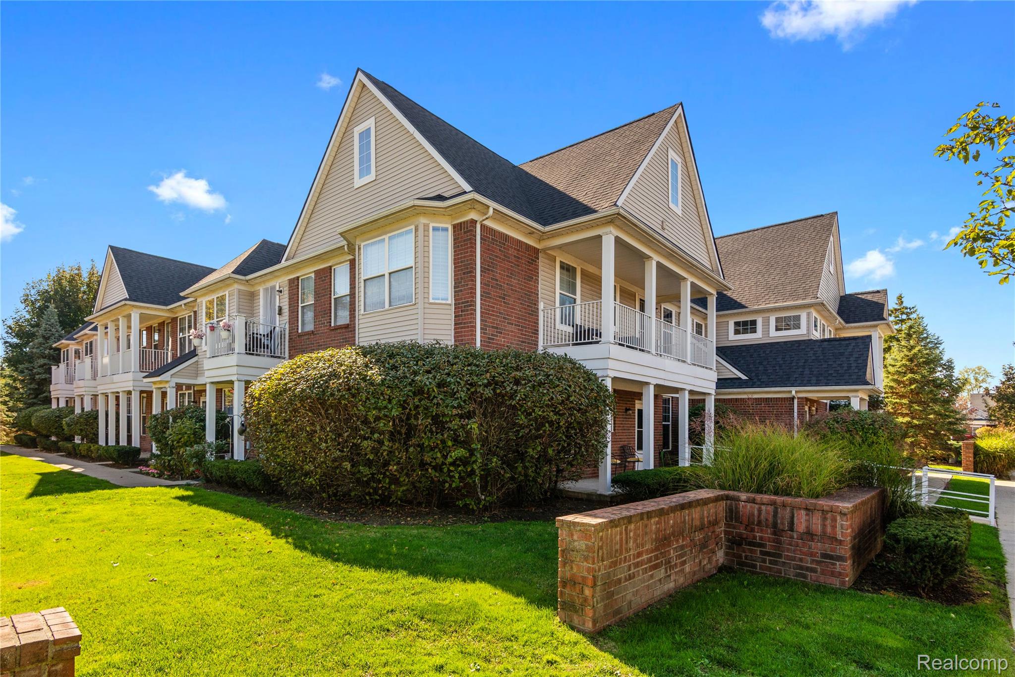 3962 Cherry Creek Lane Unit: 11