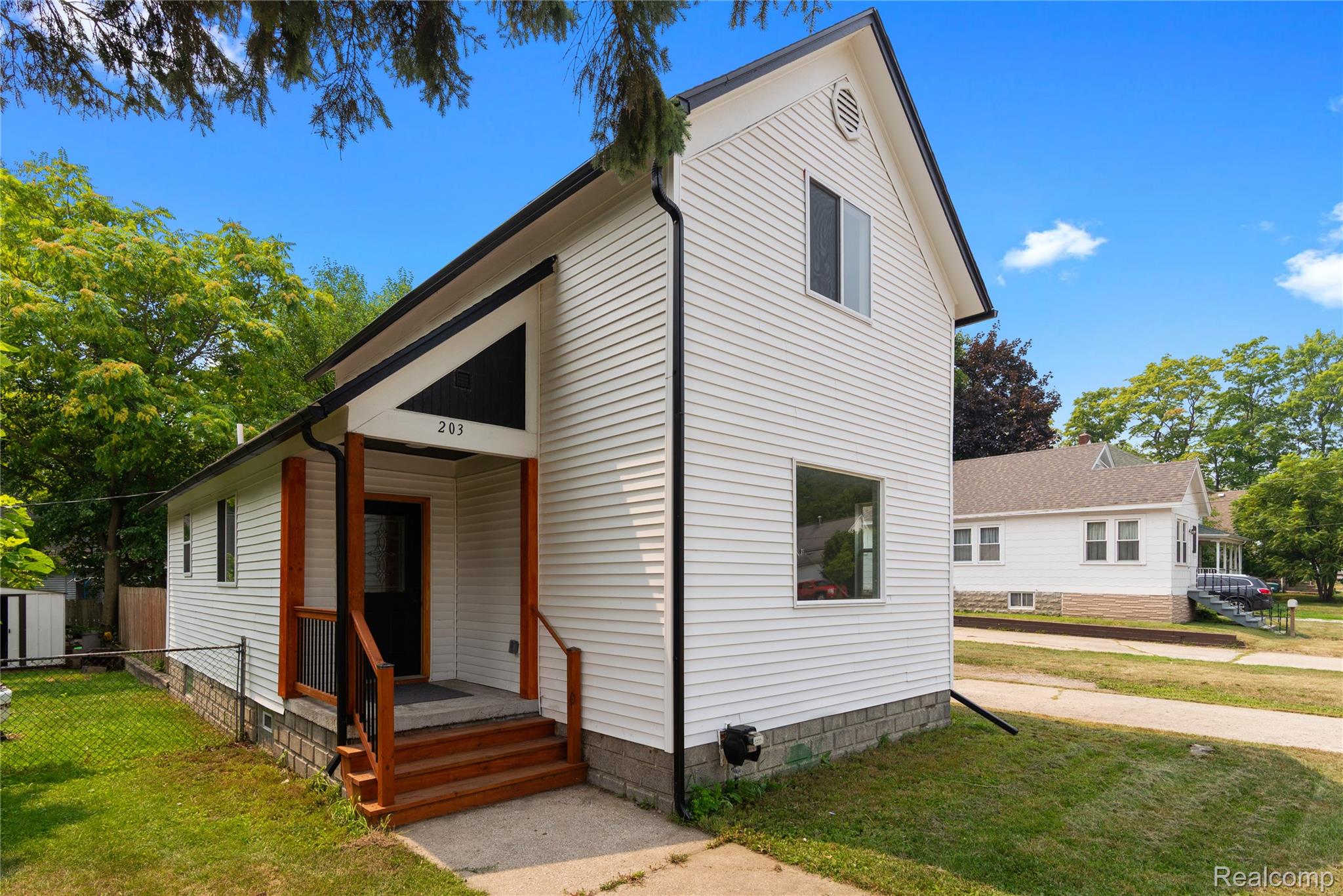 203 W Jenny Street