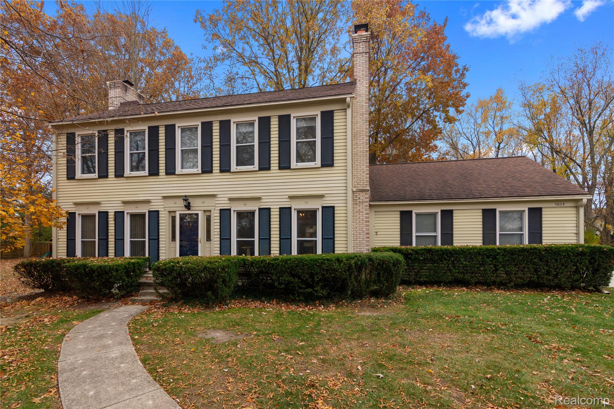 5023 Meadowbrook Drive