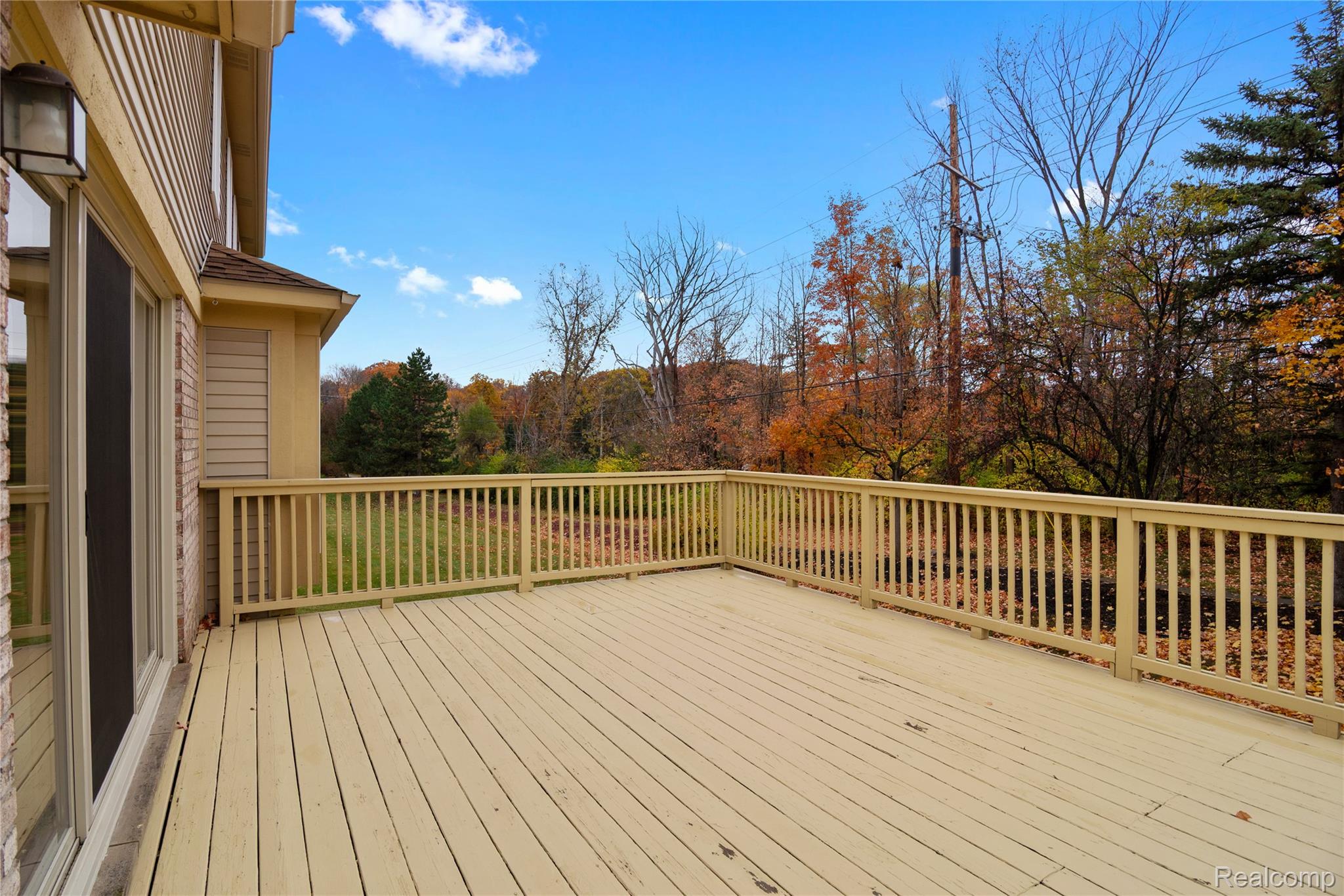 9106 Countrywood Drive
