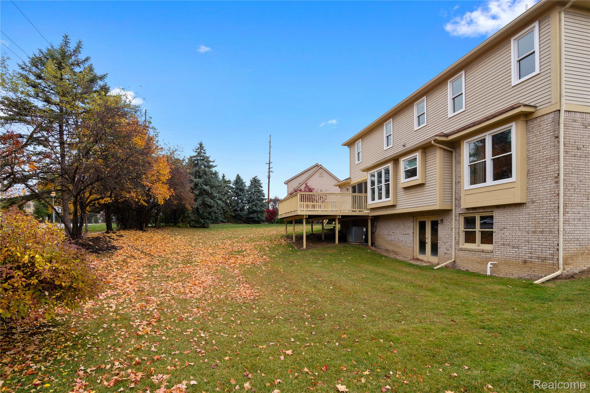 9106 Countrywood Drive
