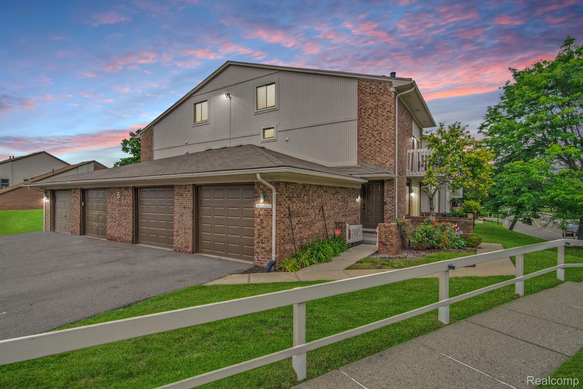 6598 MAPLE LAKES Drive