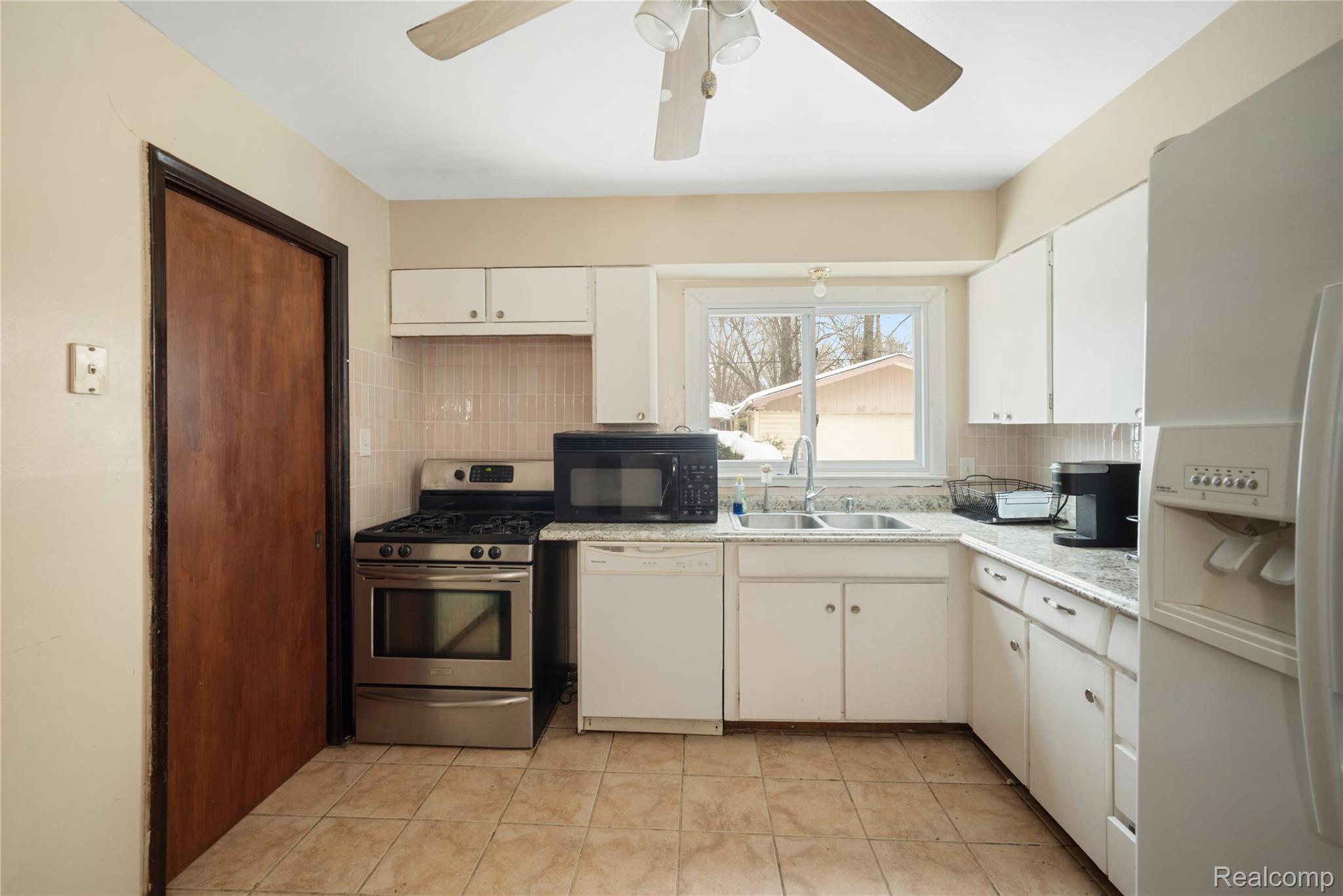 29266 Southgate Drive