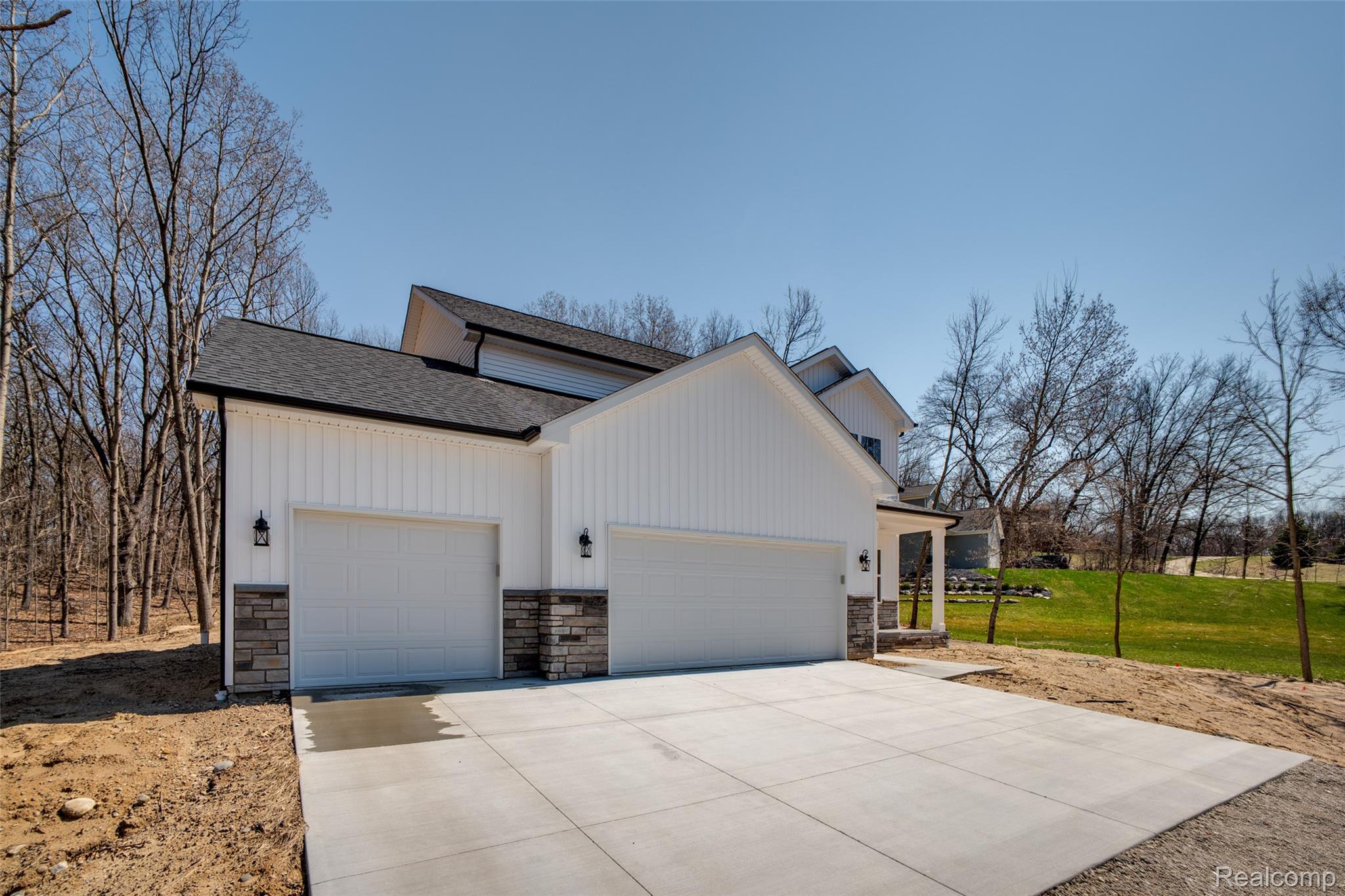 16085 Catalpa Ridge Drive