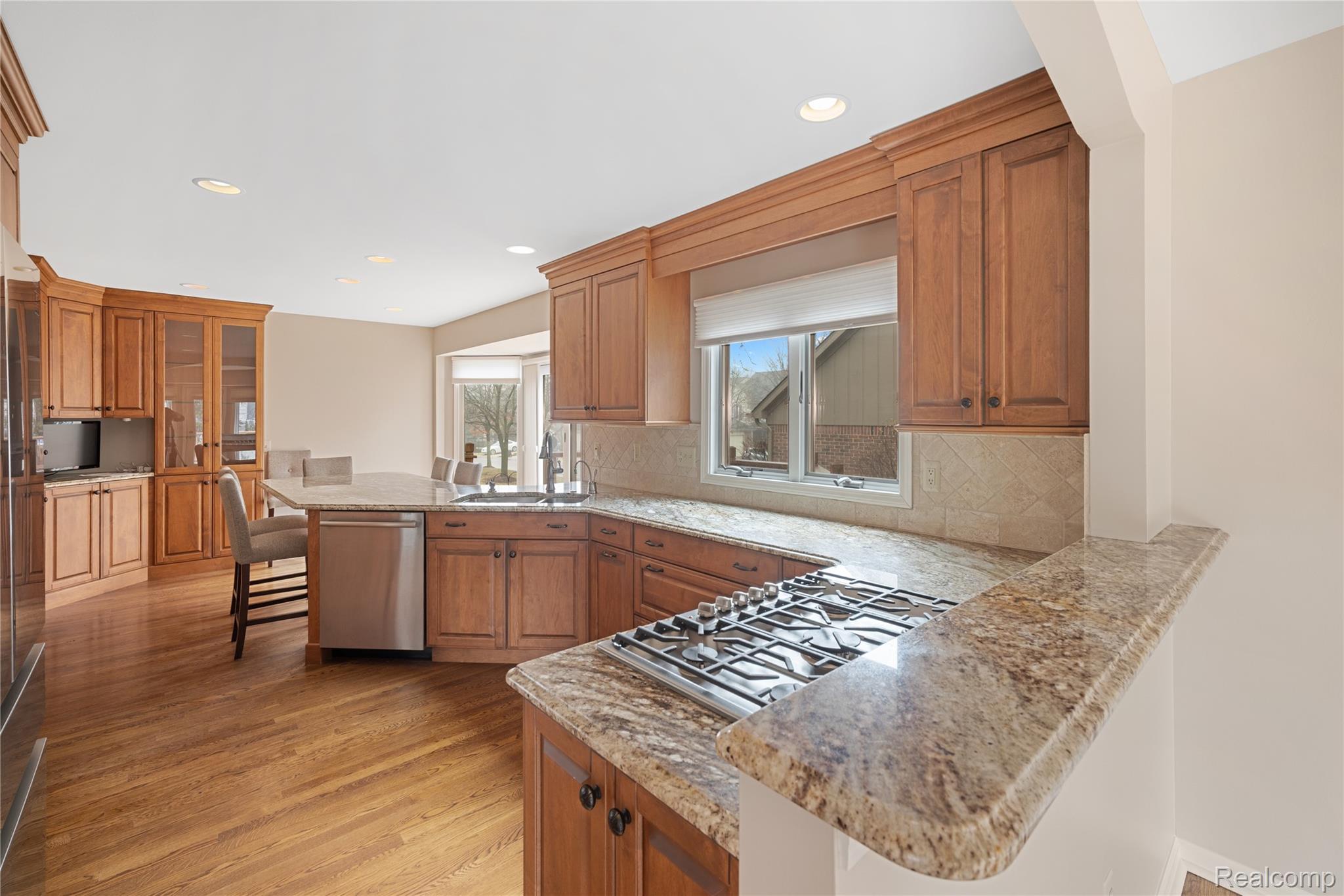16807 Country Knoll Drive