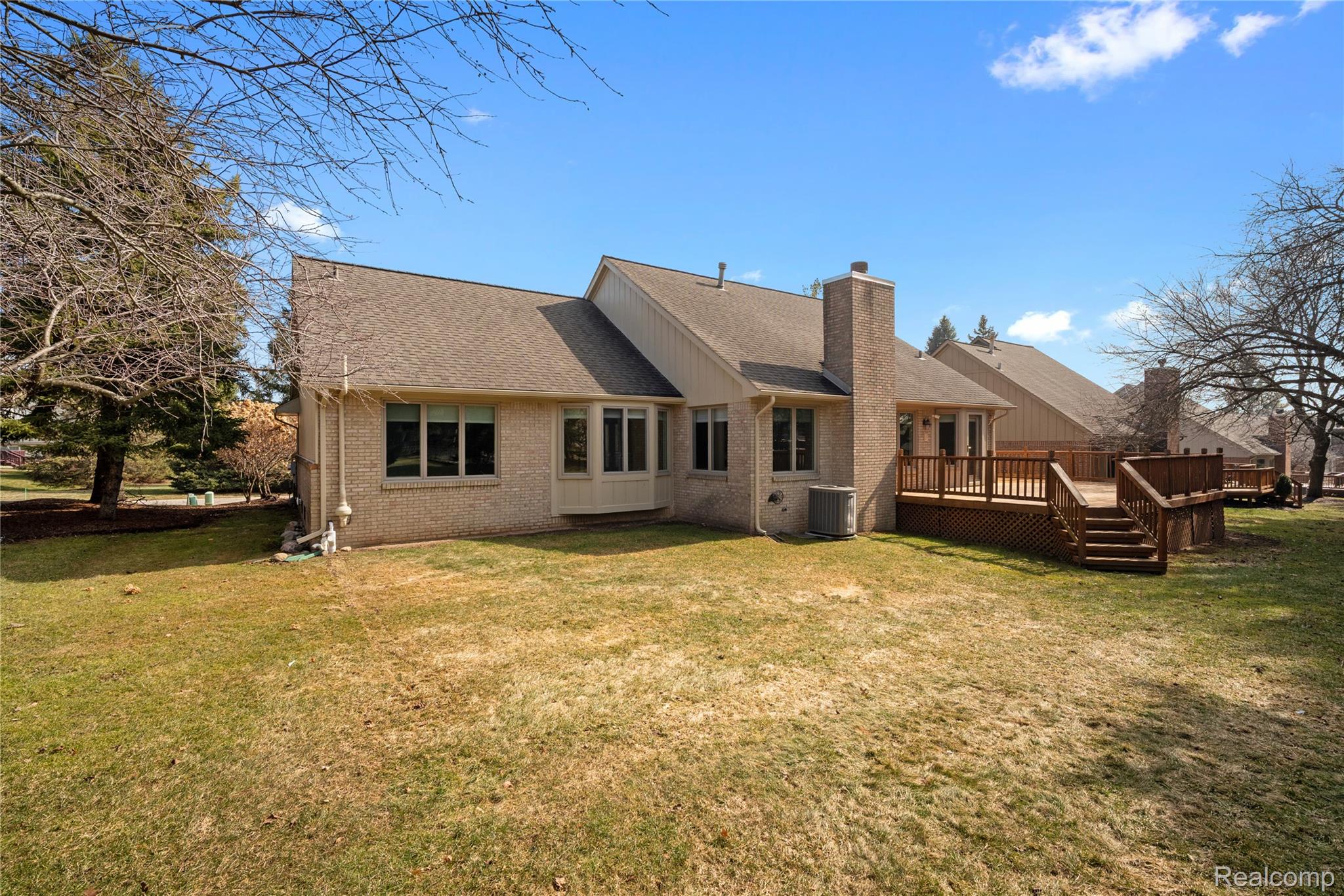 16807 Country Knoll Drive