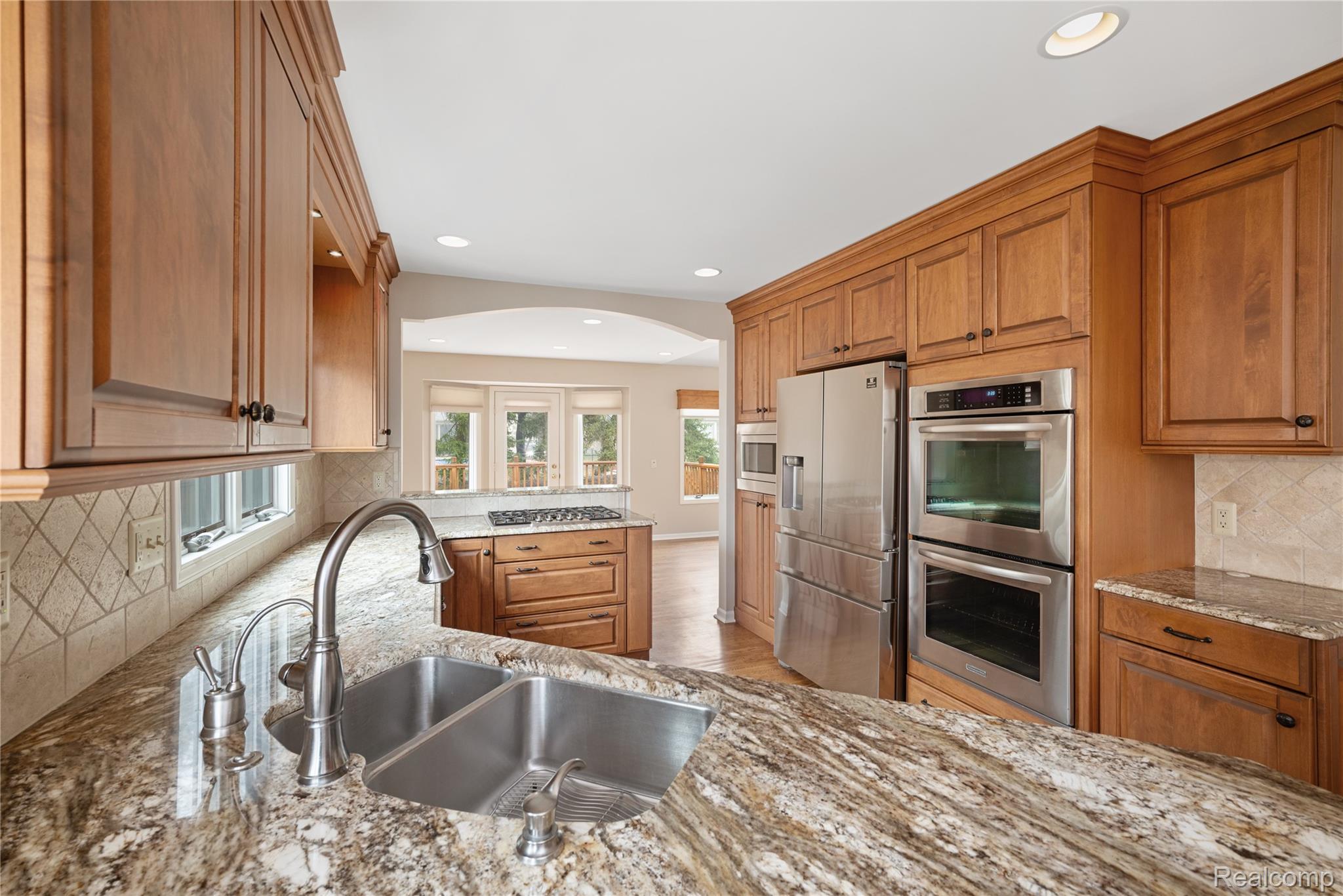 16807 Country Knoll Drive