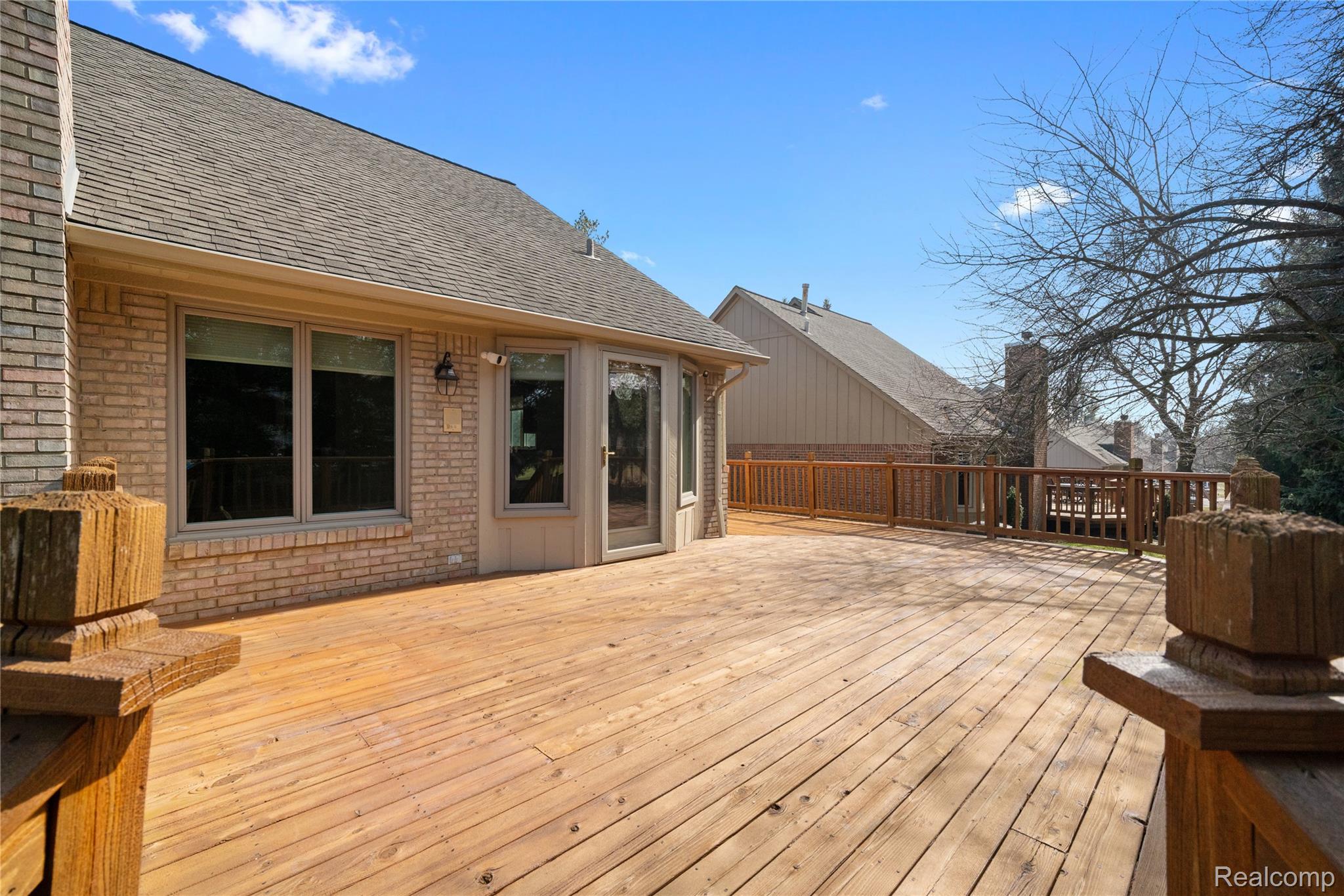 16807 Country Knoll Drive