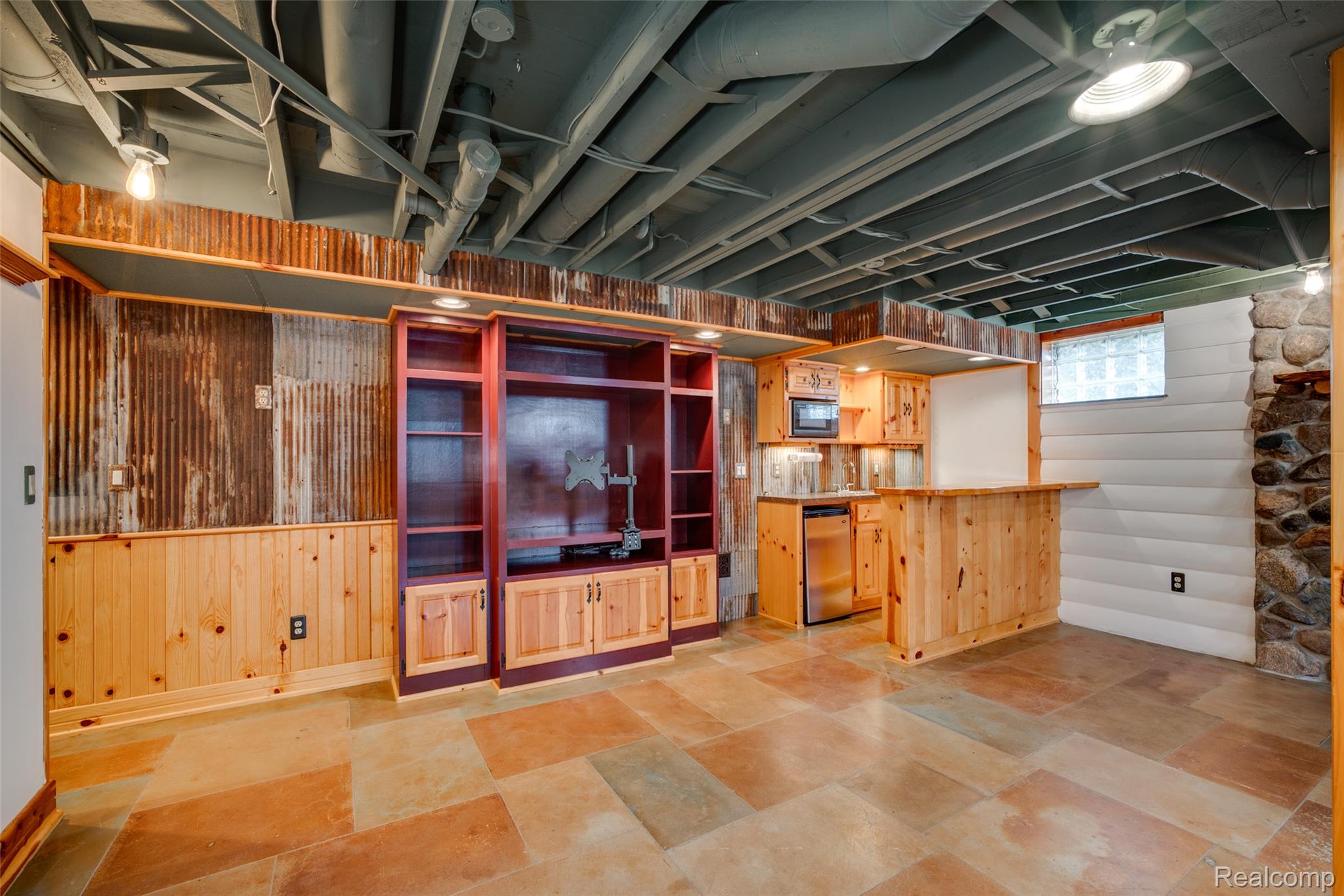 8183 Reese Road