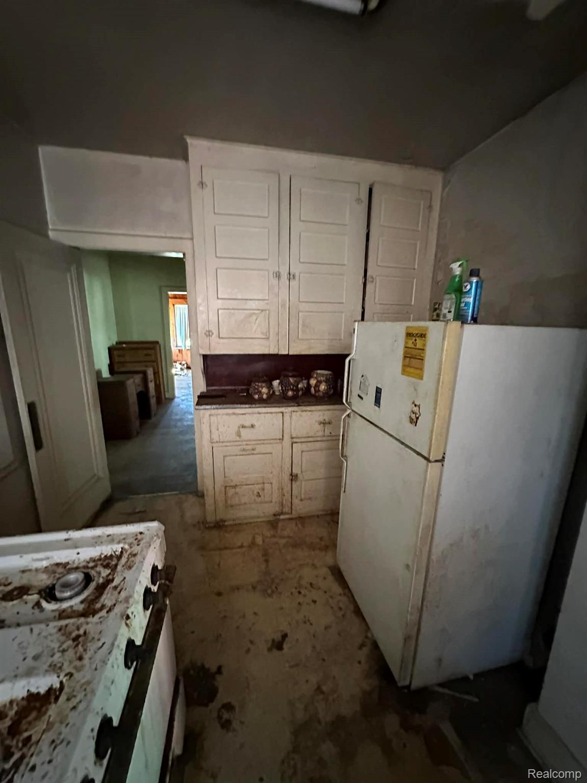231 W Bennett Avenue