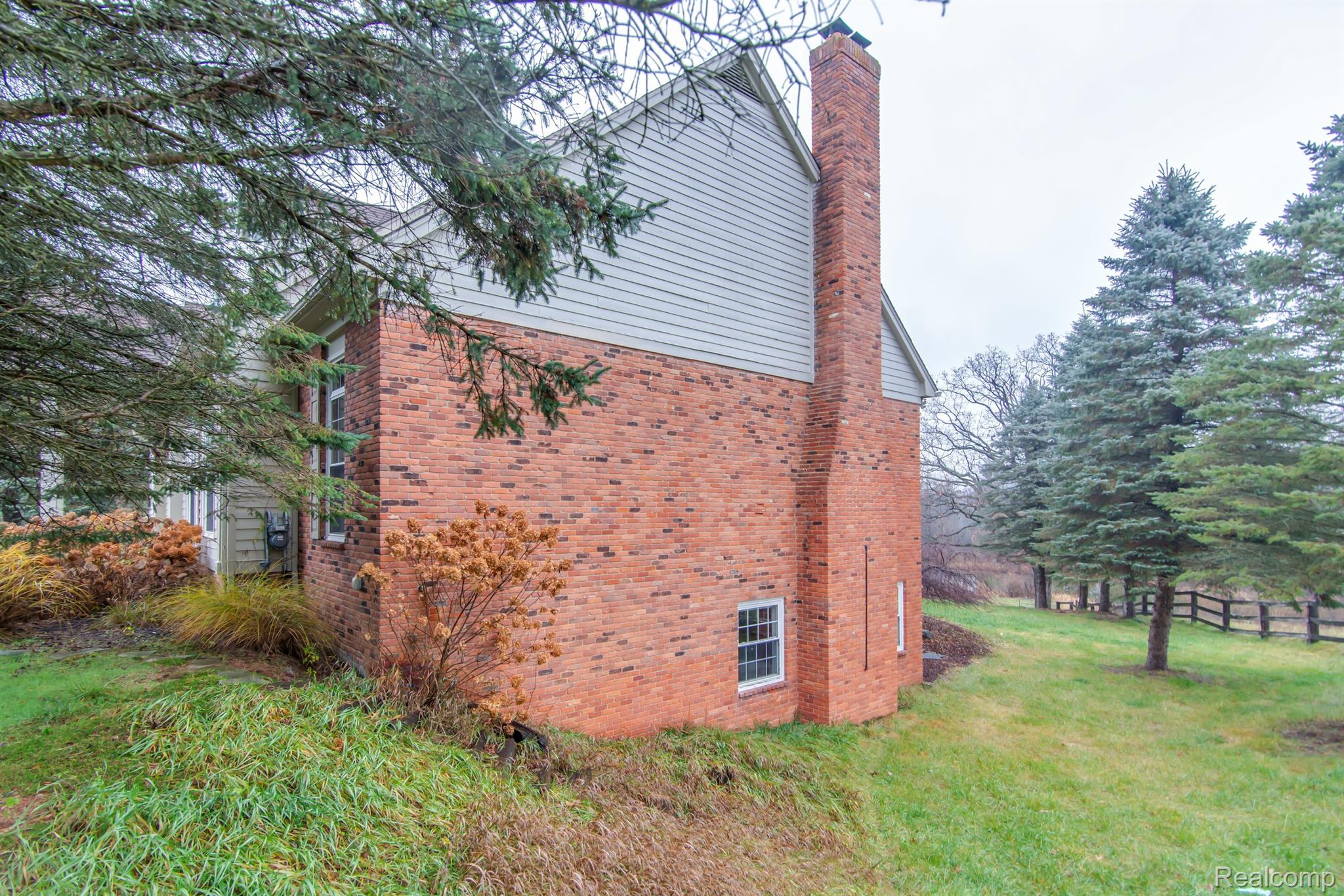 4090 PERRYVILLE Road