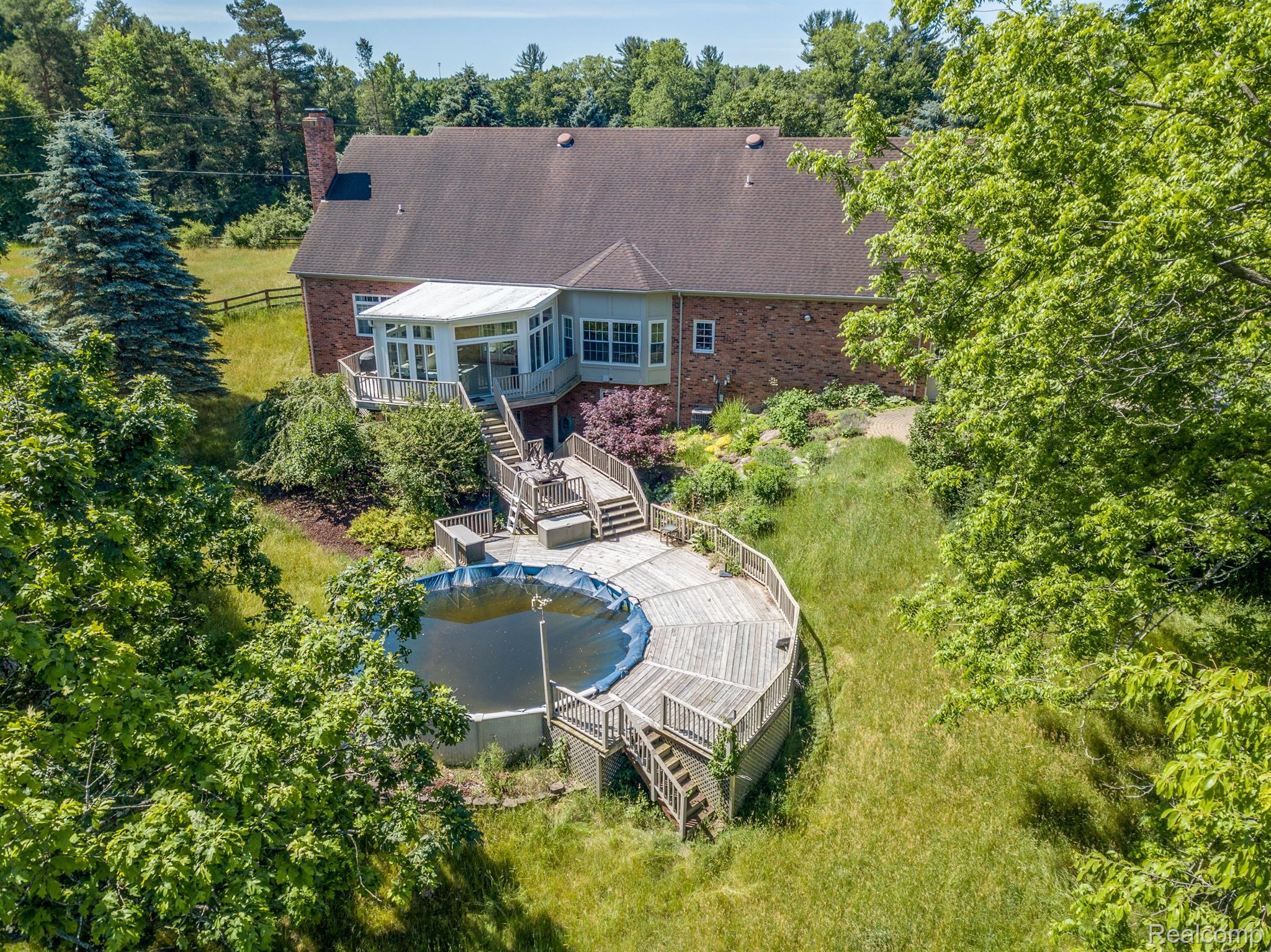 4090 PERRYVILLE Road
