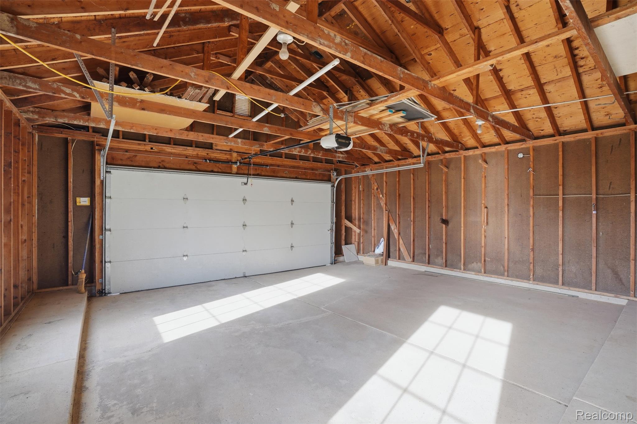 6808 Salem Road