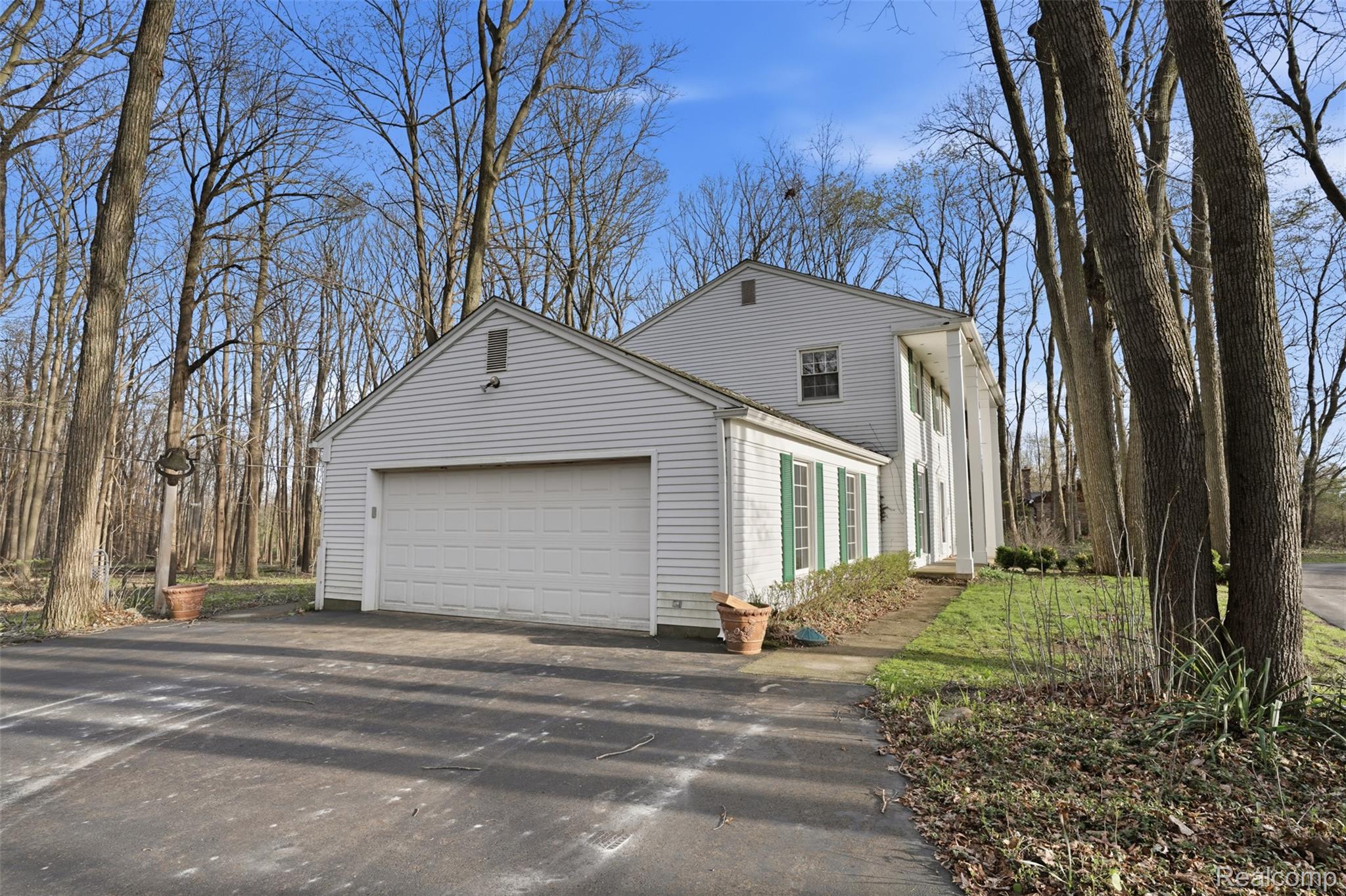 6808 Salem Road