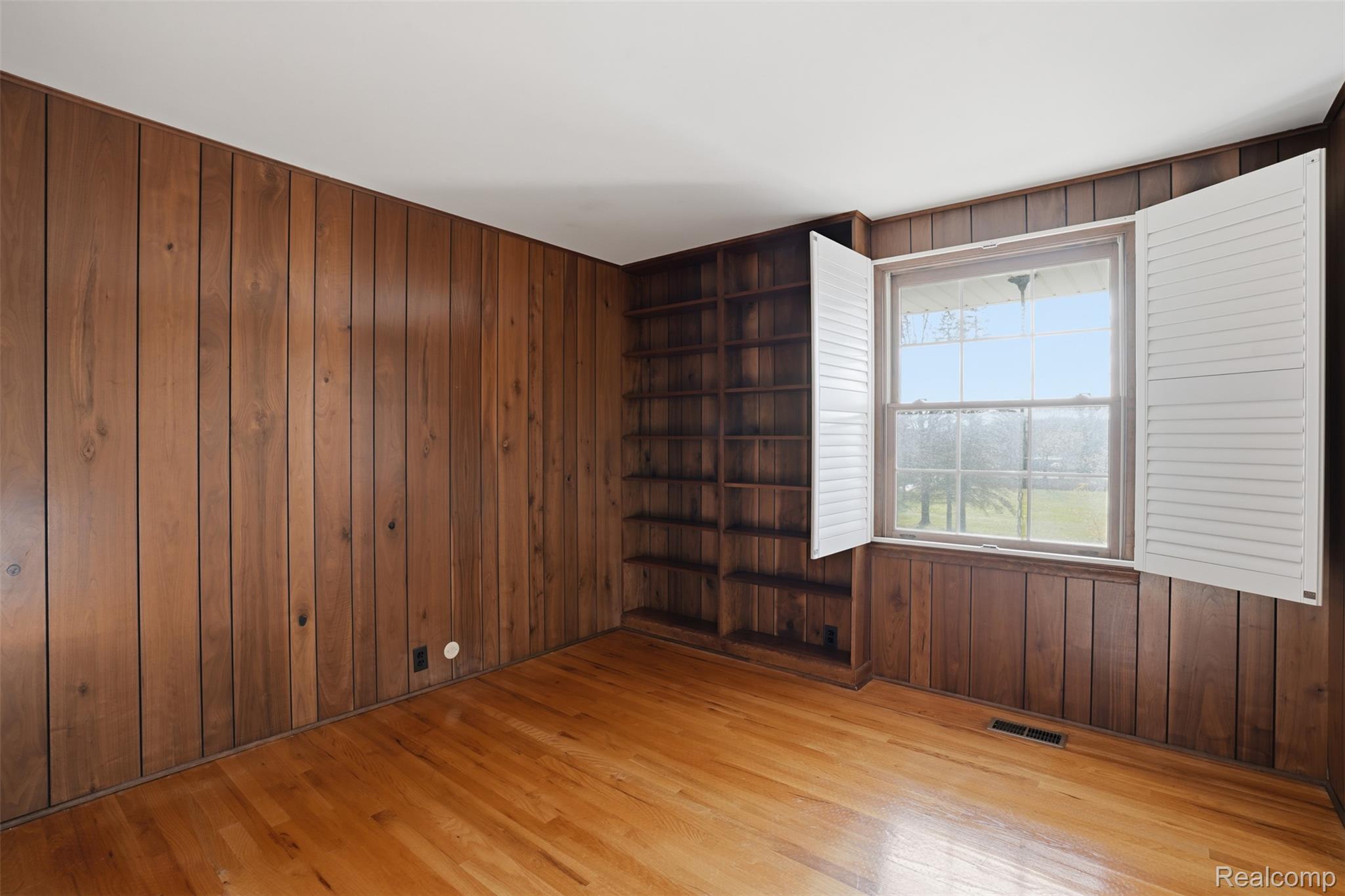 6808 Salem Road