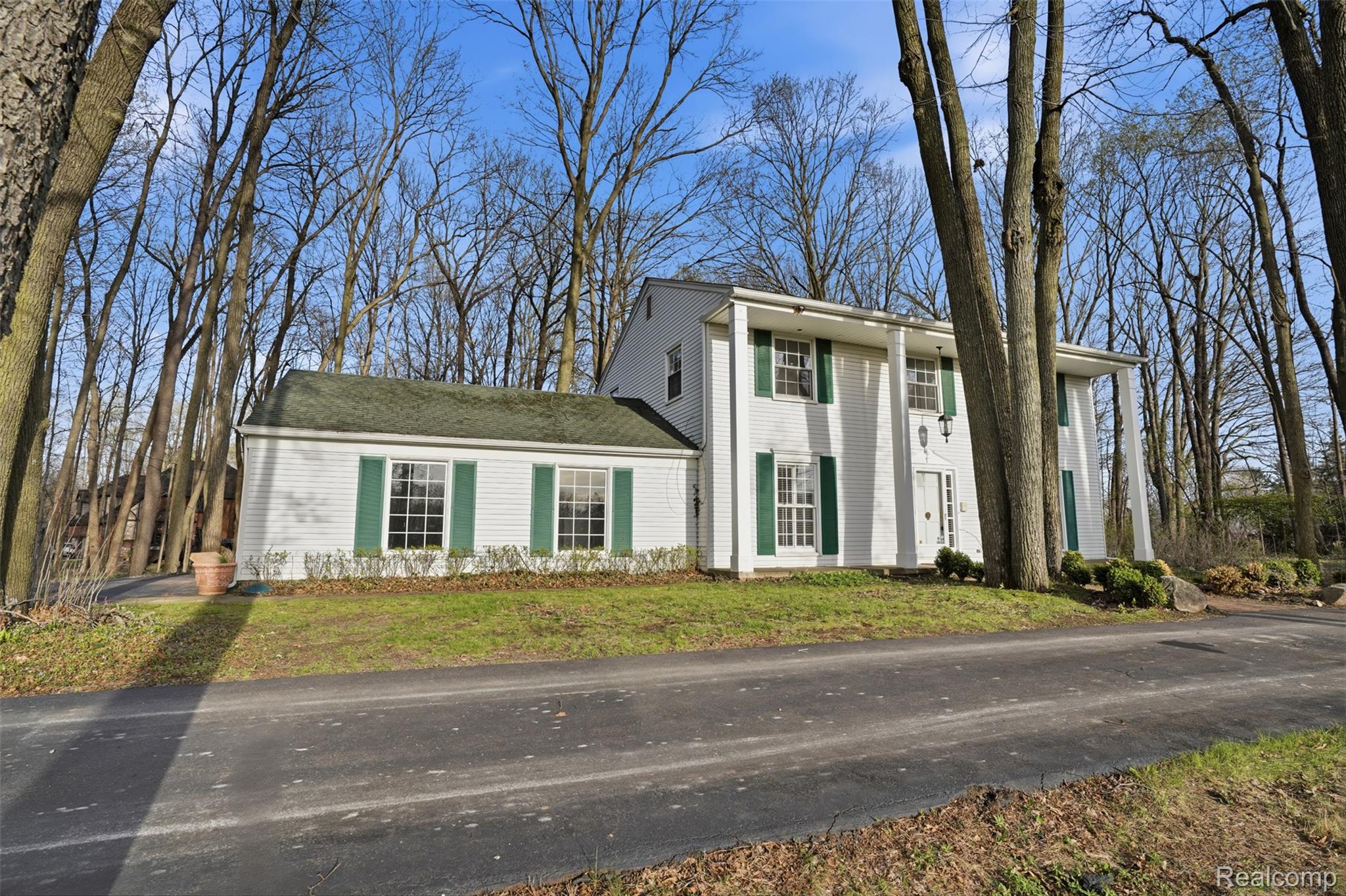 6808 Salem Road