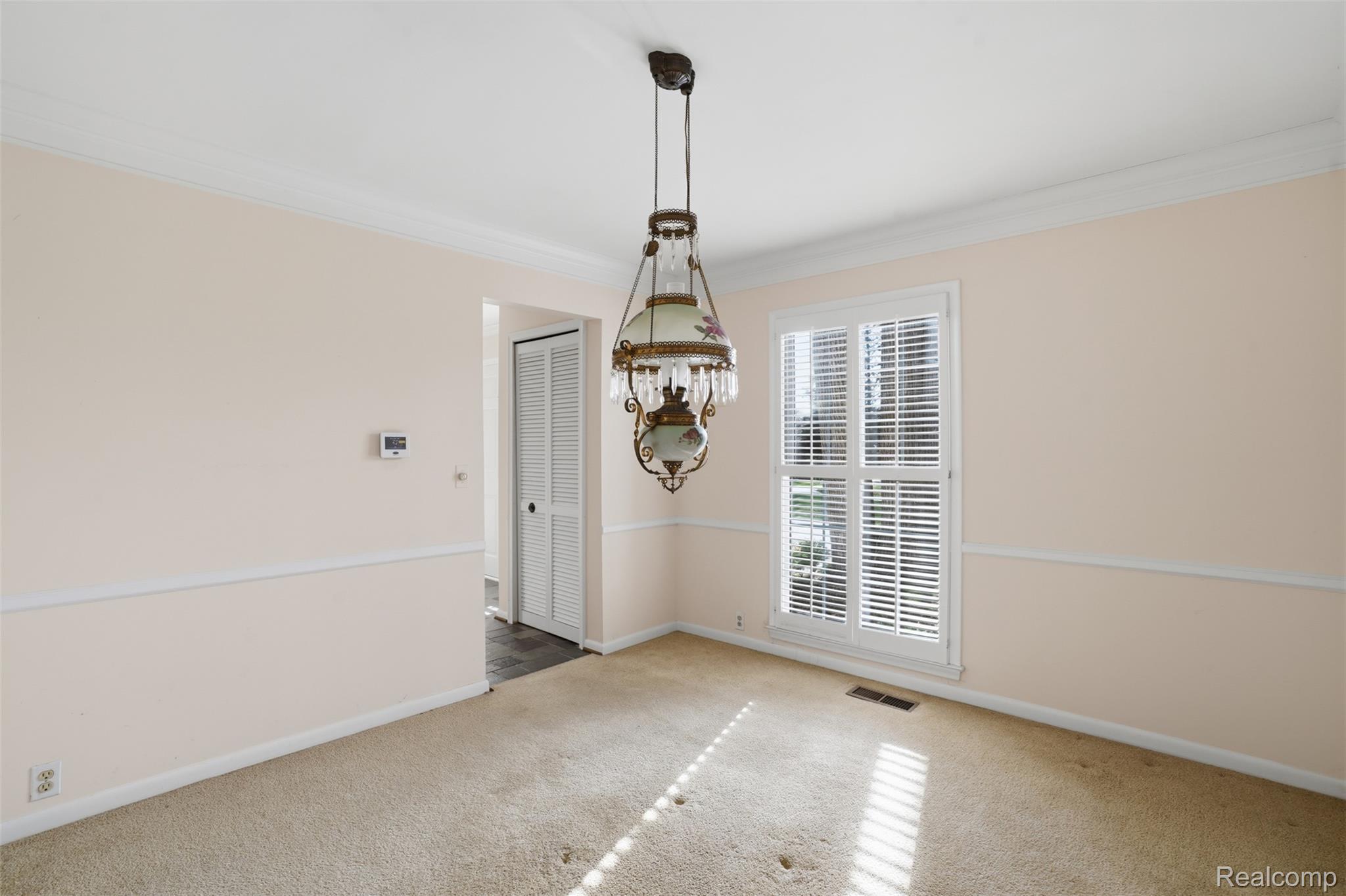 6808 Salem Road