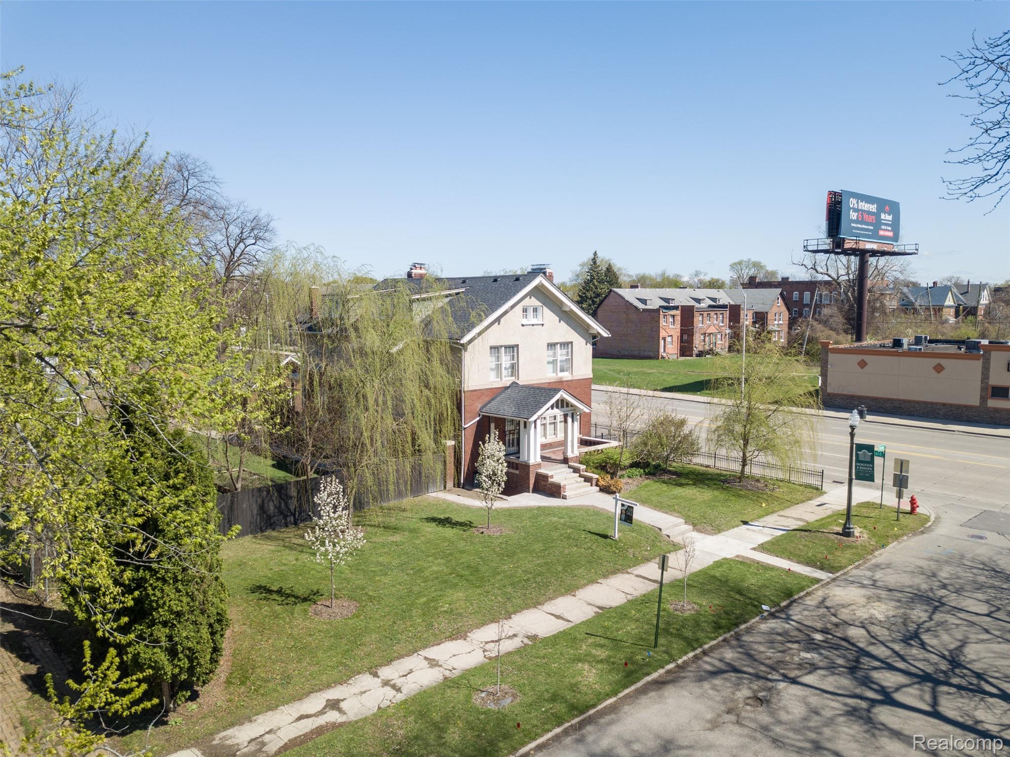22 Edison Street