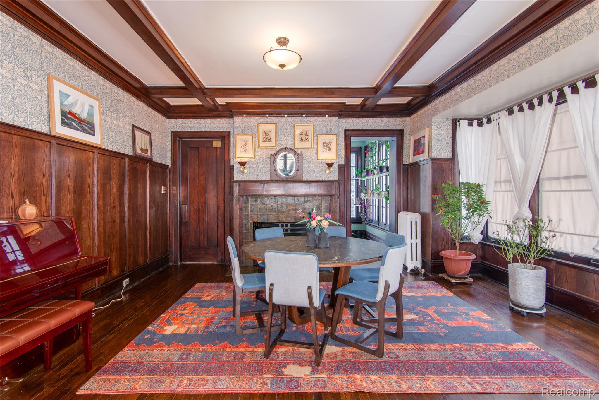 22 Edison Street