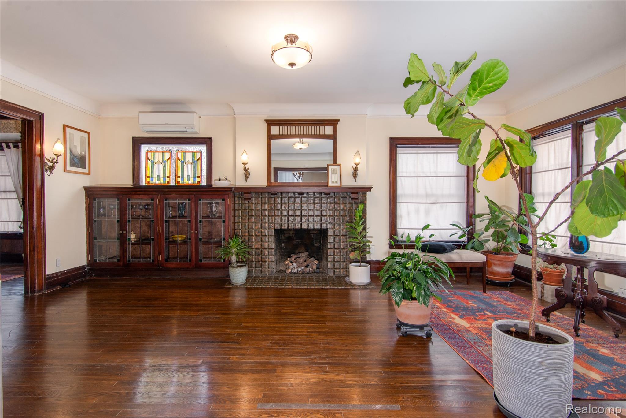 22 Edison Street