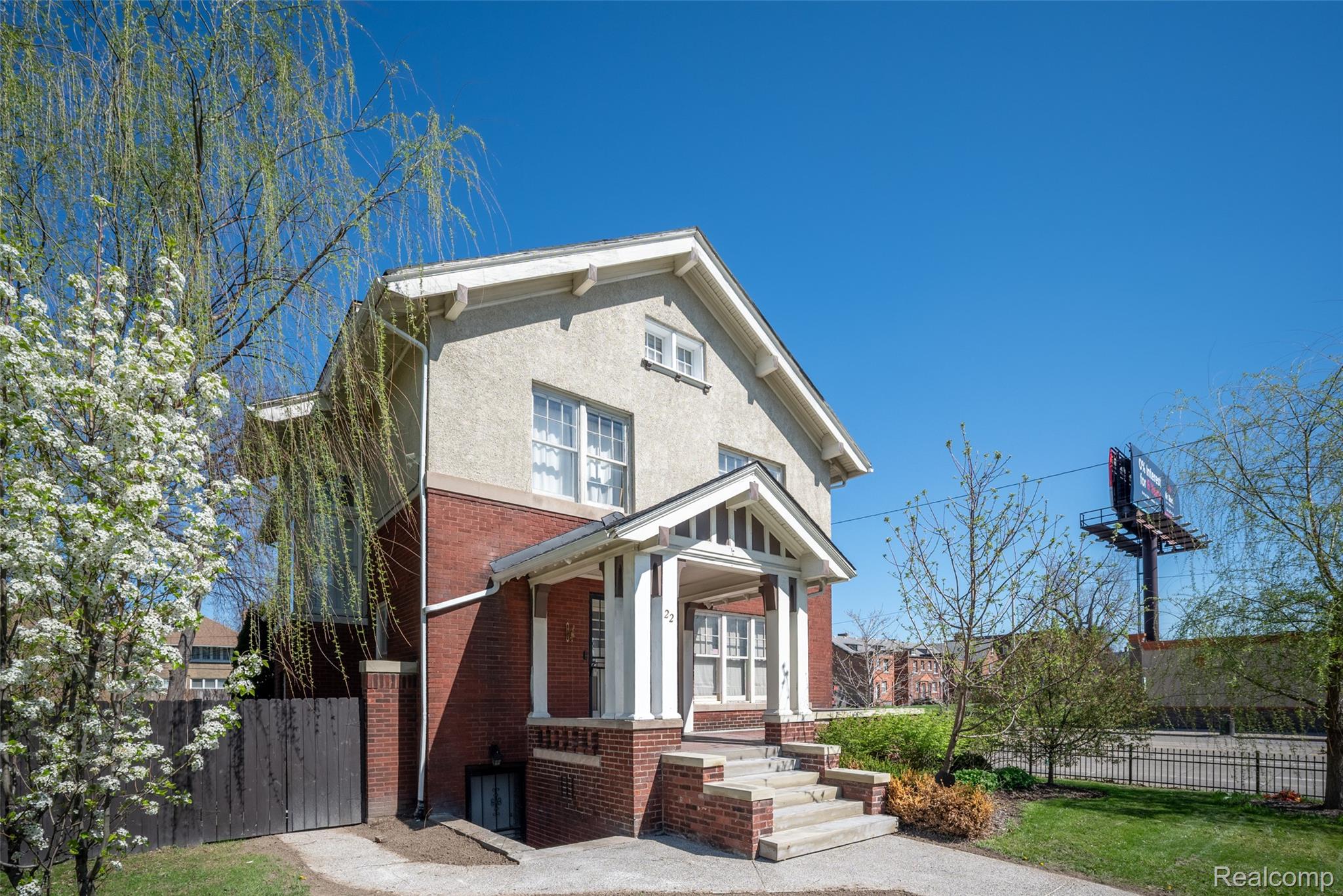 22 Edison Street