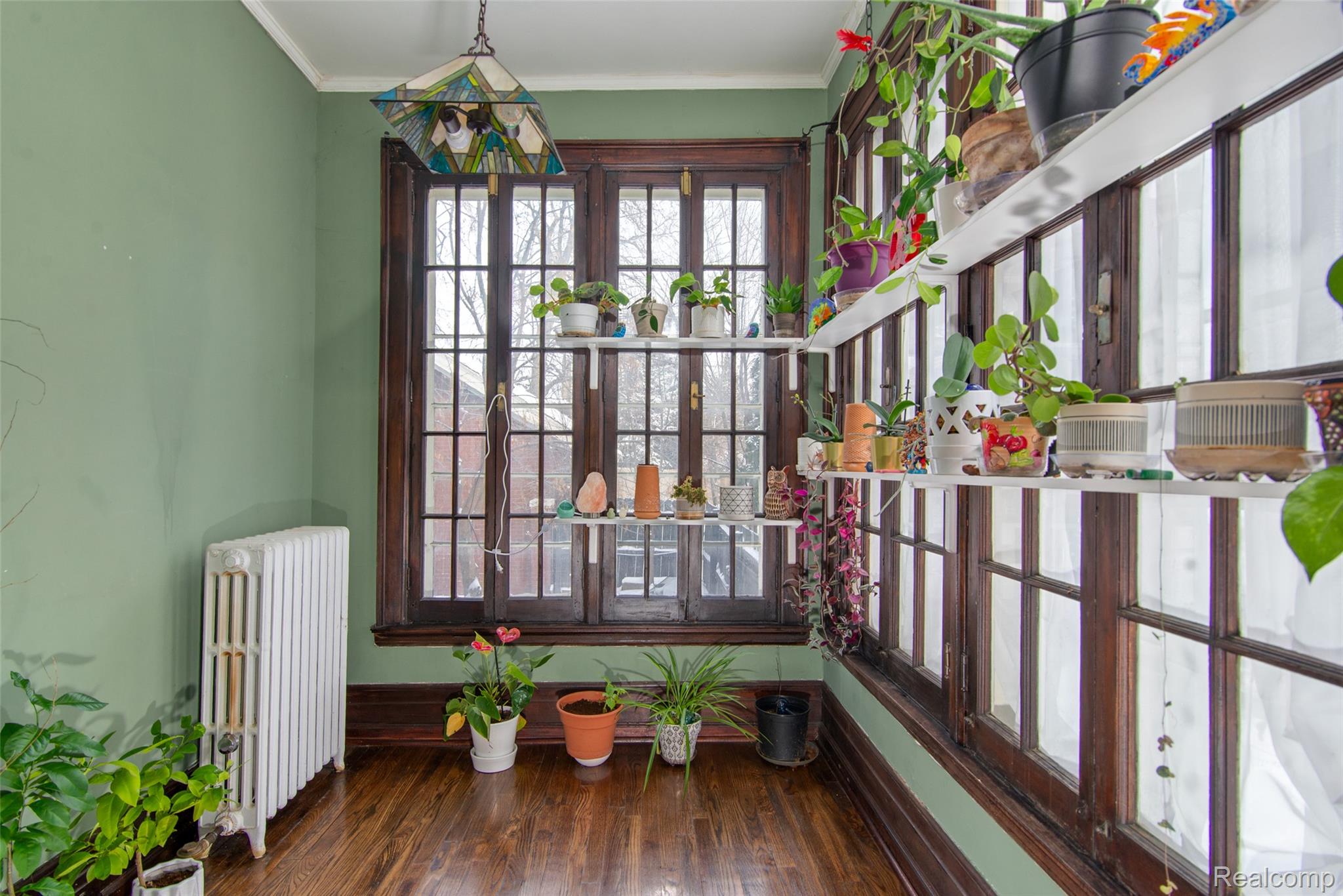 22 Edison Street