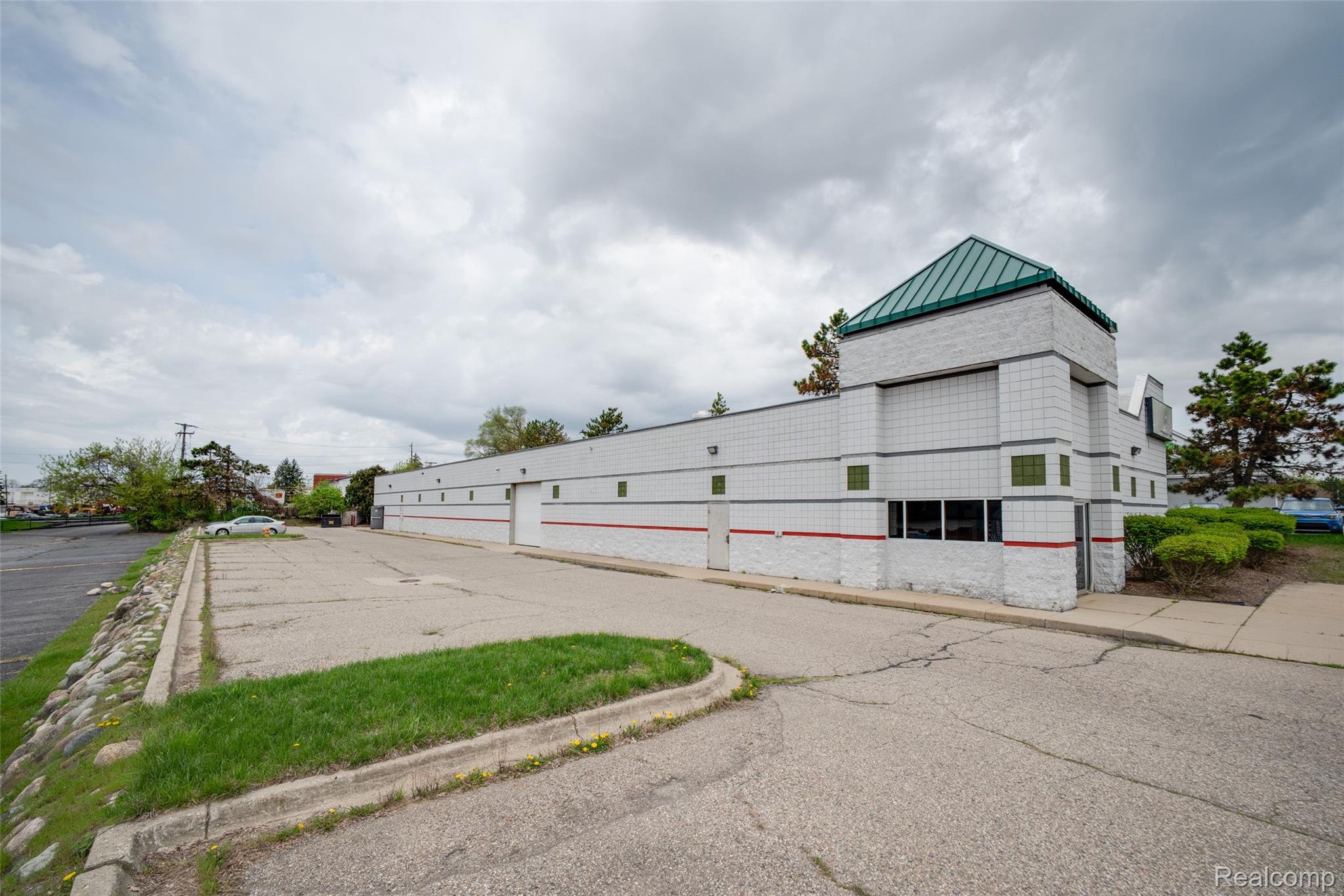 4359 Highland Road