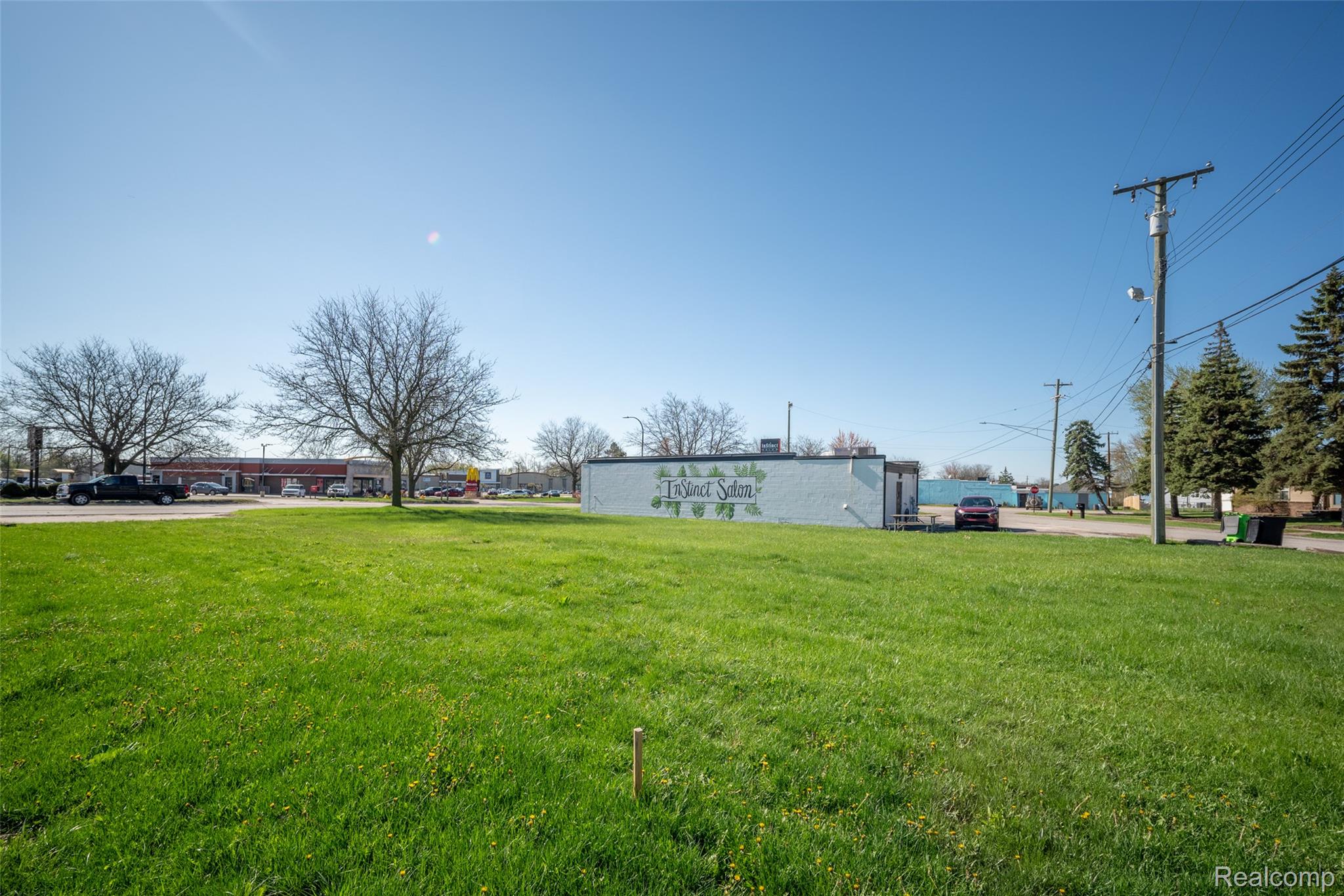 27200 TELEGRAPH