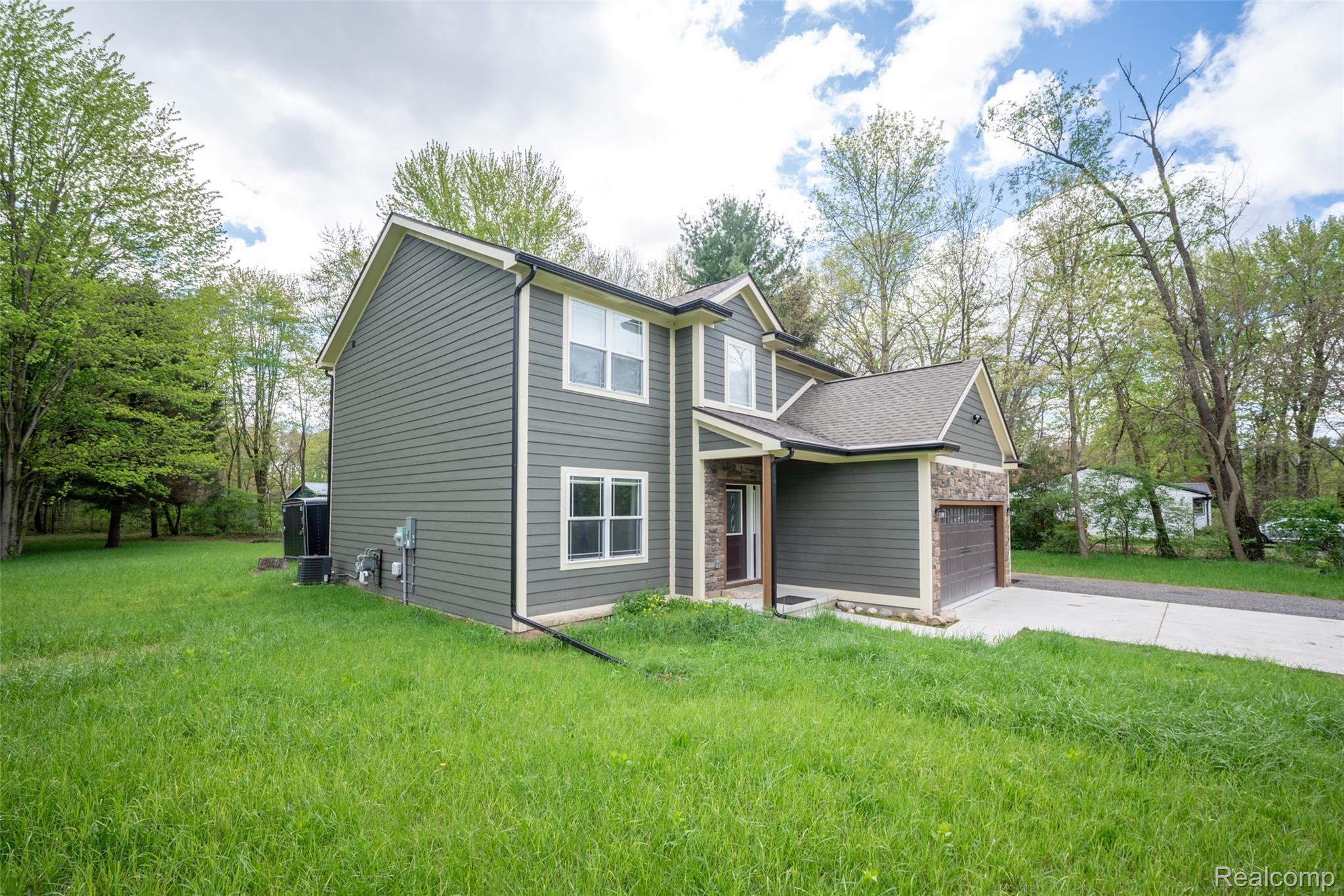 11913 Tuttle Hill Road