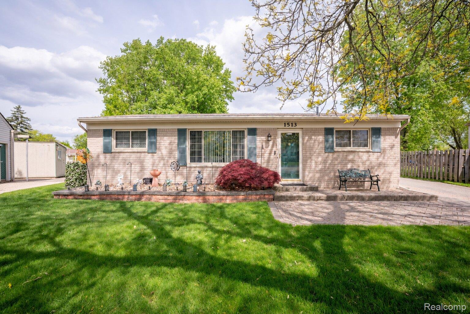 1513 Rustic Ridge Road