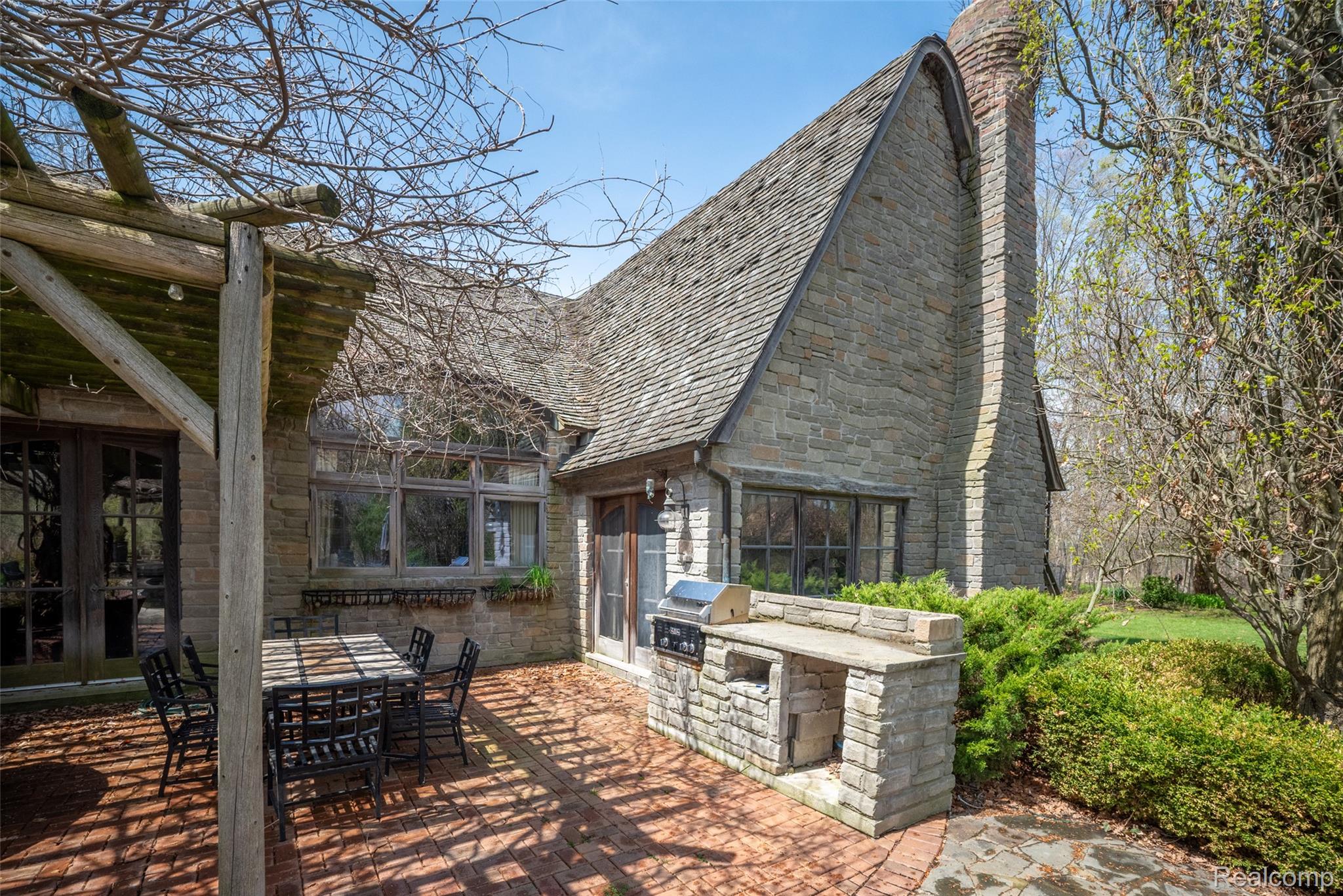 3625 Maple Grove Road