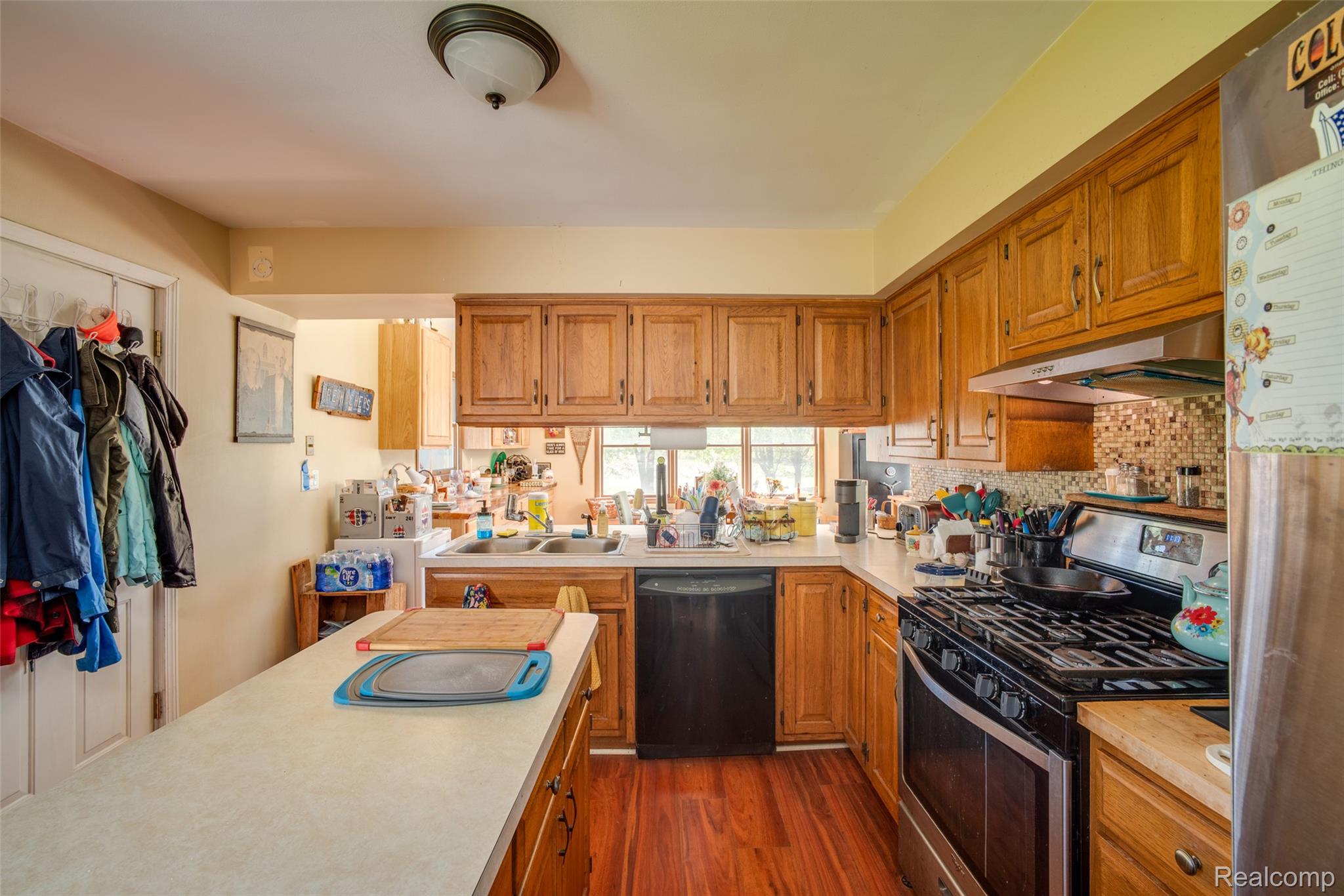 840 W Rose Center Road