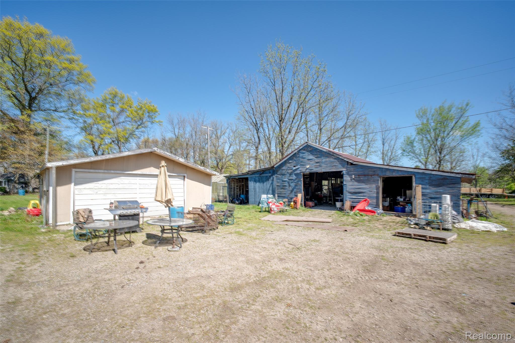 840 W Rose Center Road