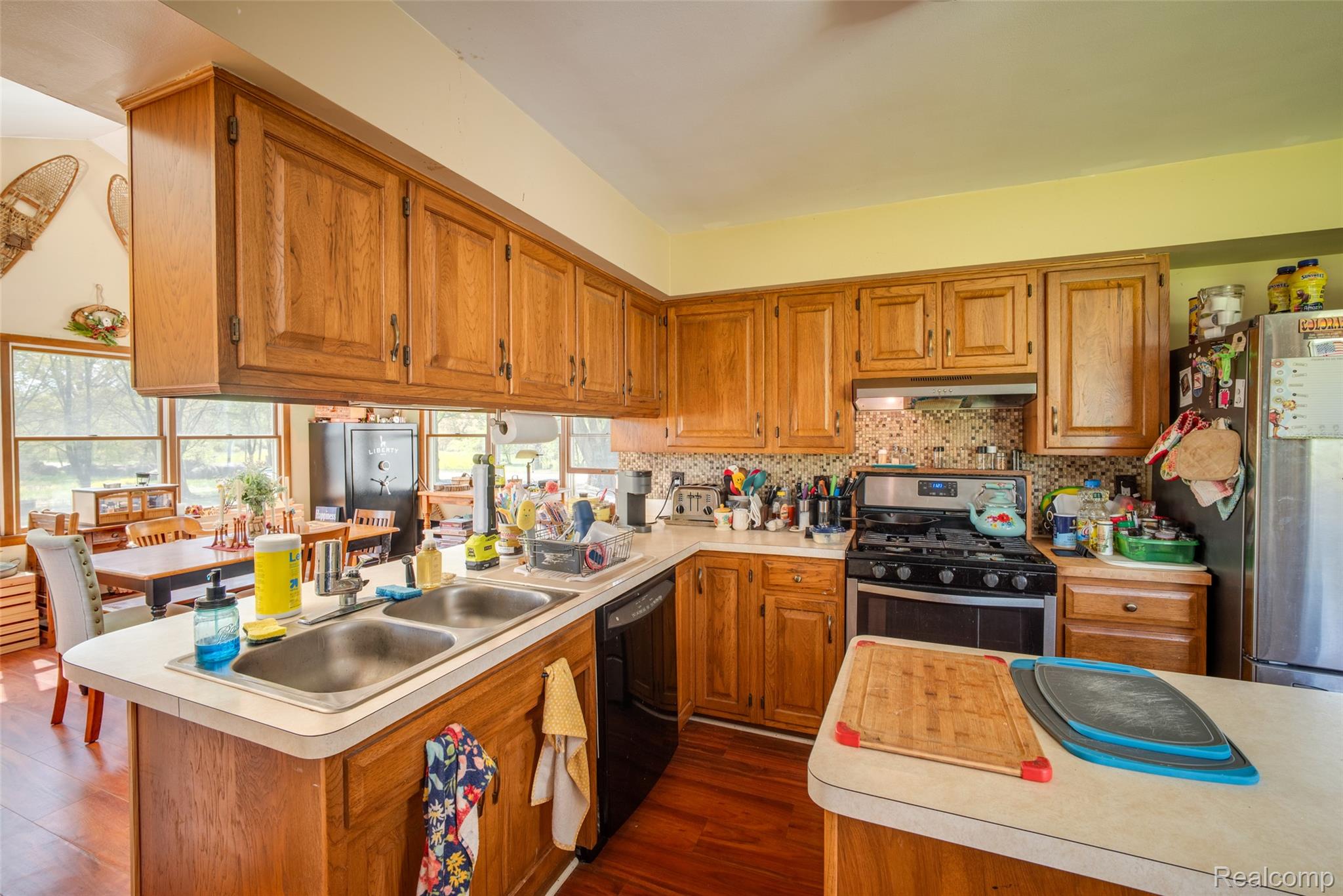 840 W Rose Center Road