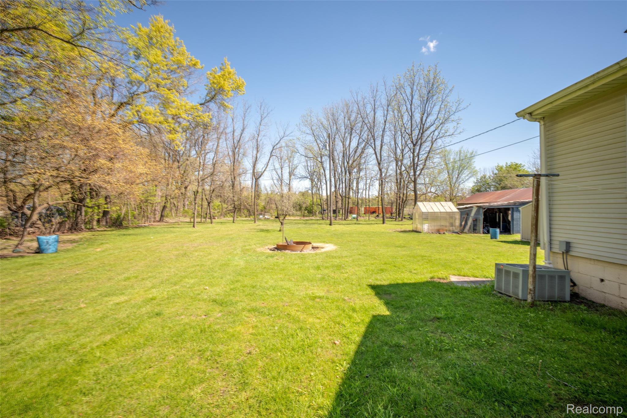 840 W Rose Center Road