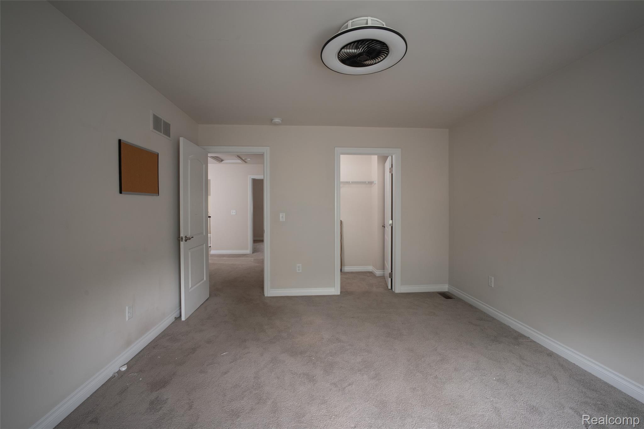 42384 Gateway Dr
